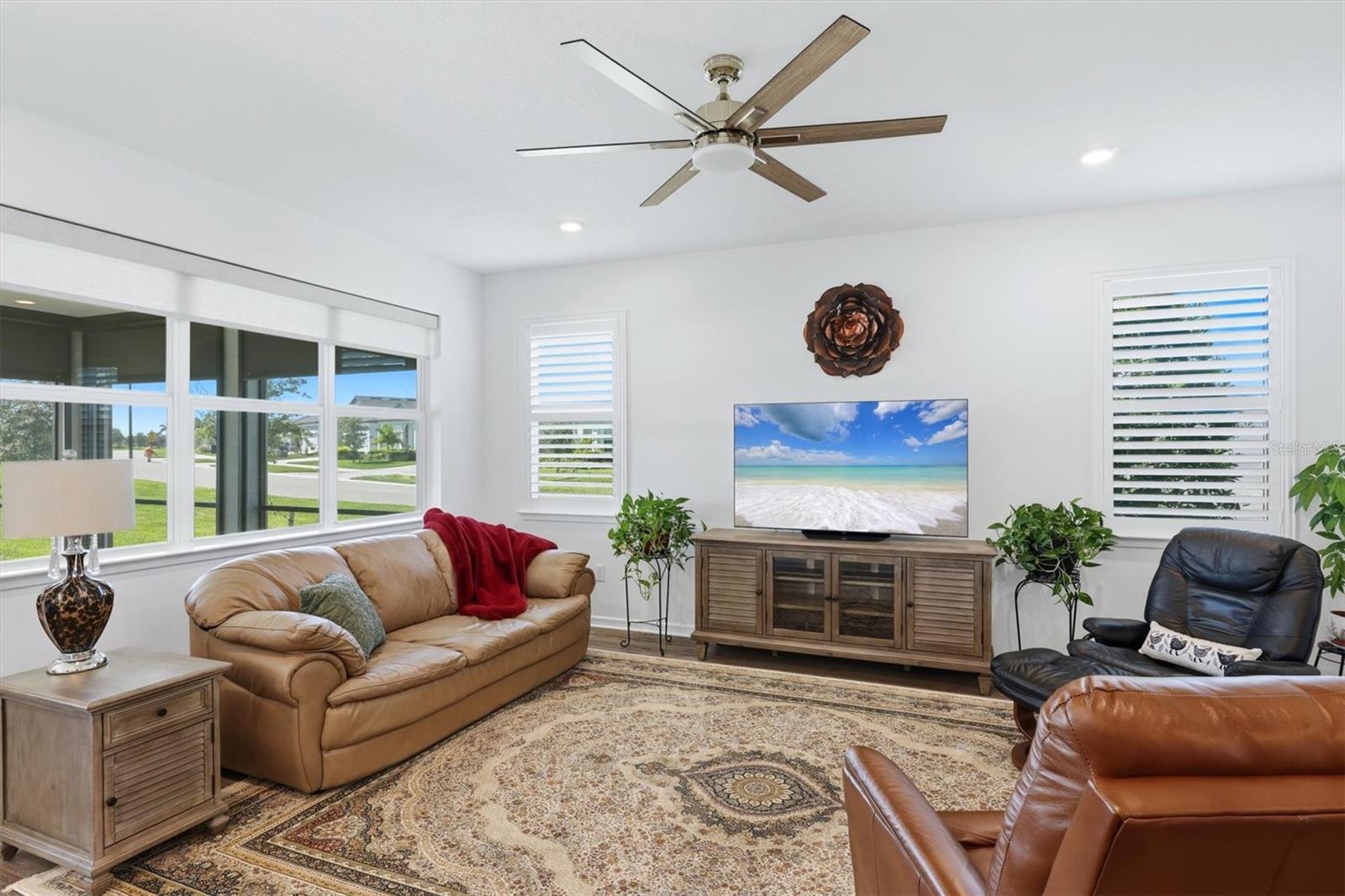 10635 WYNWARD WAY — photo 7