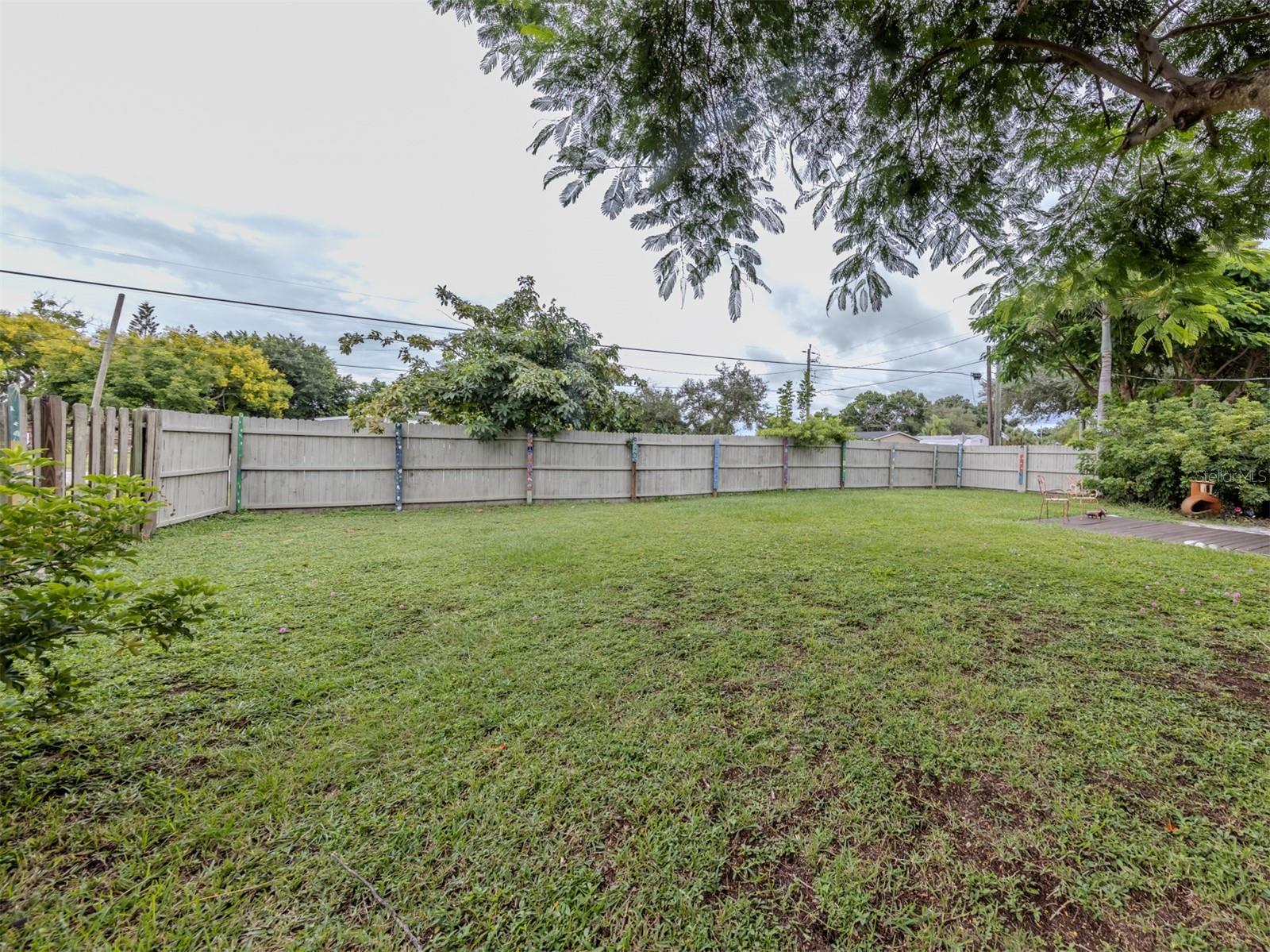 990 FLORENCE ST — photo 24