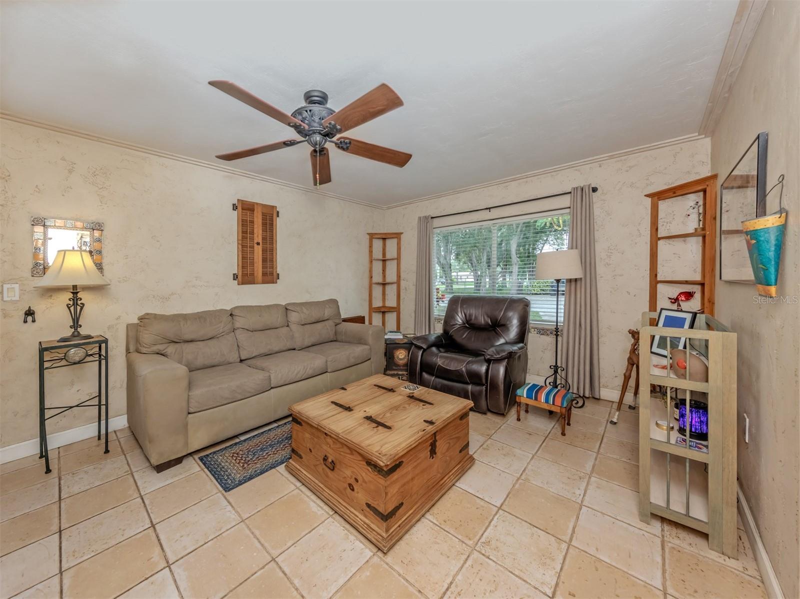 990 FLORENCE ST — photo 12
