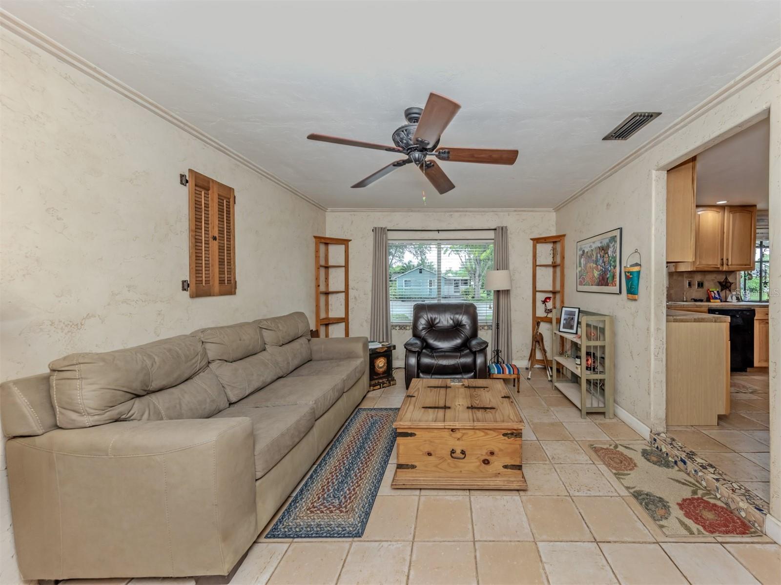 990 FLORENCE ST — photo 11
