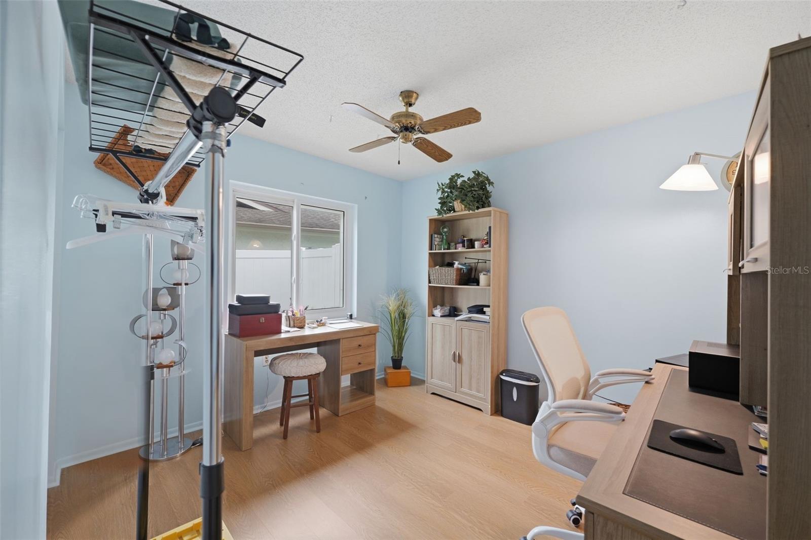 6841 CIRCLECREEK DR — photo 10