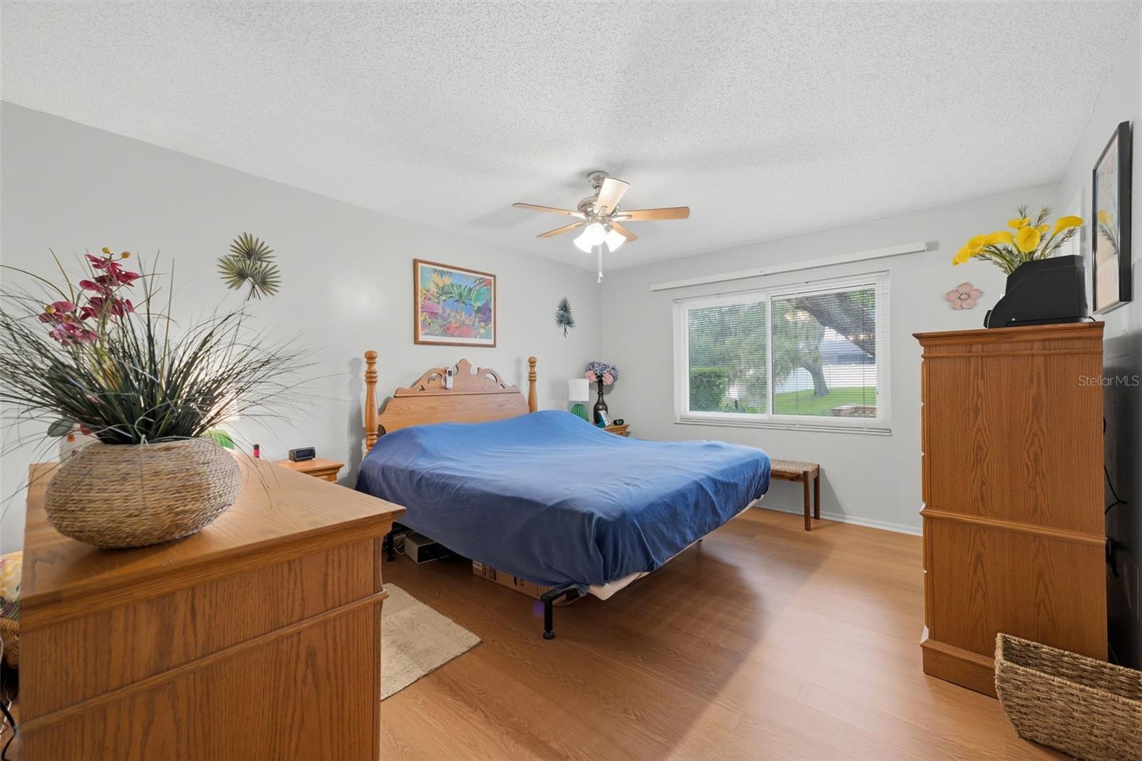 6841 CIRCLECREEK DR — photo 8