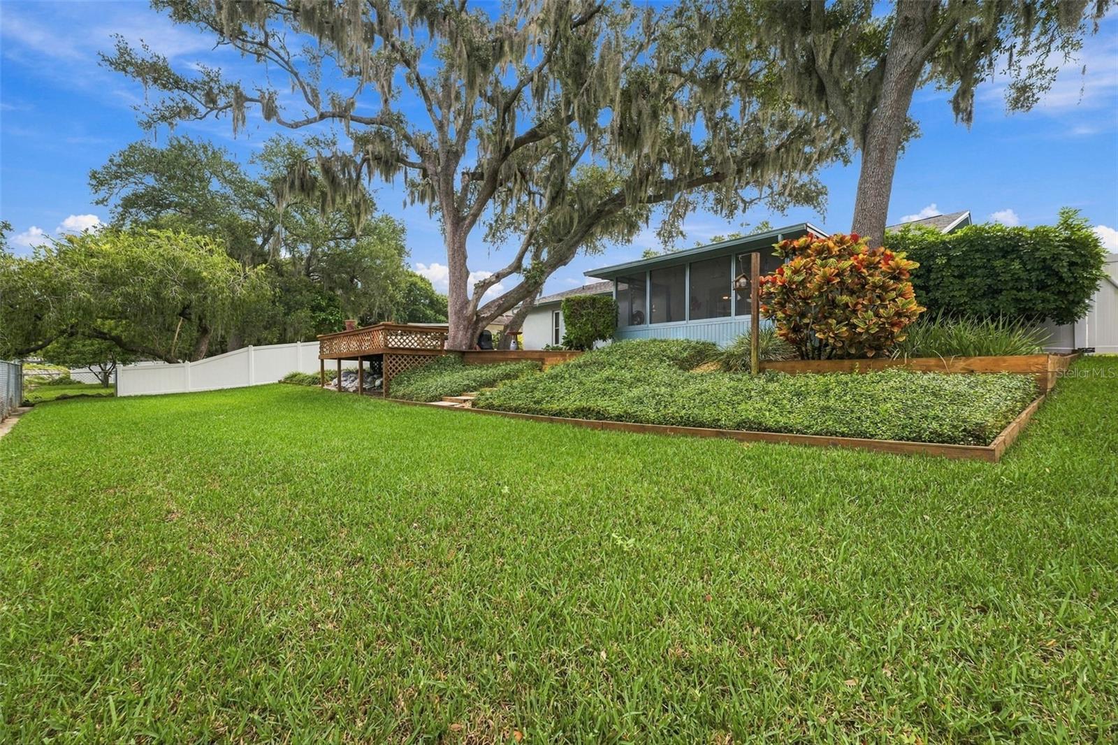 6841 CIRCLECREEK DR — photo 21