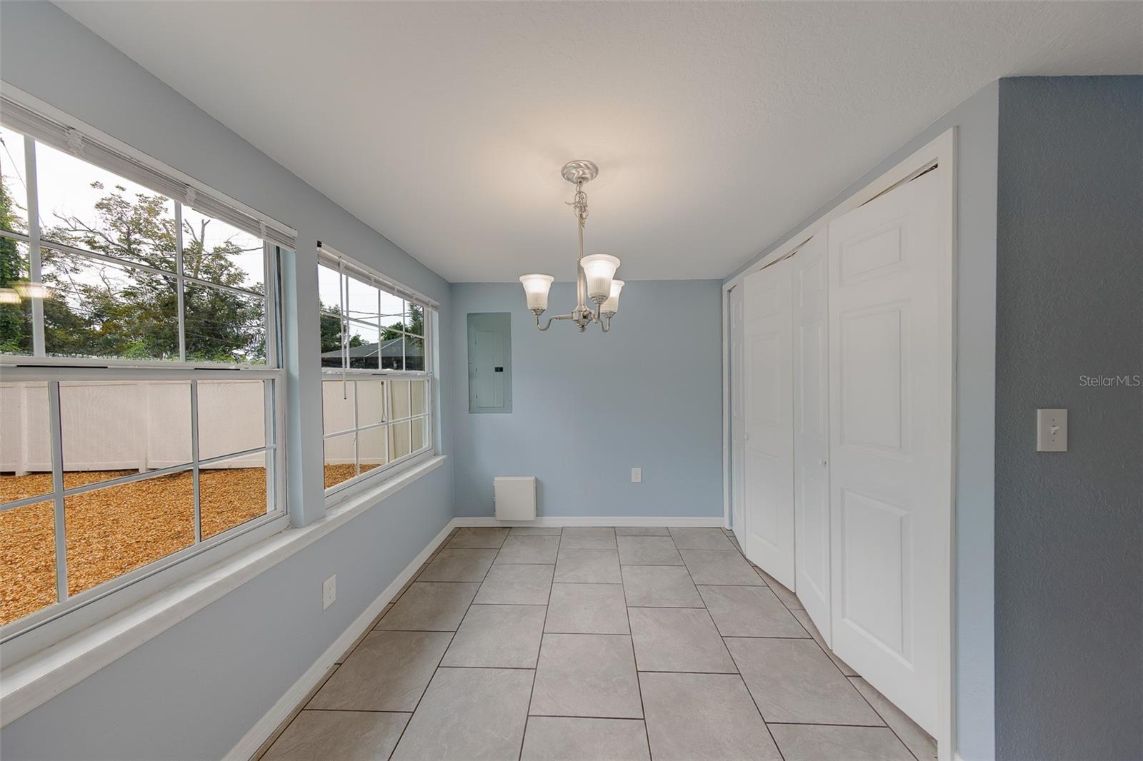 1309 MARY L RD — photo 32