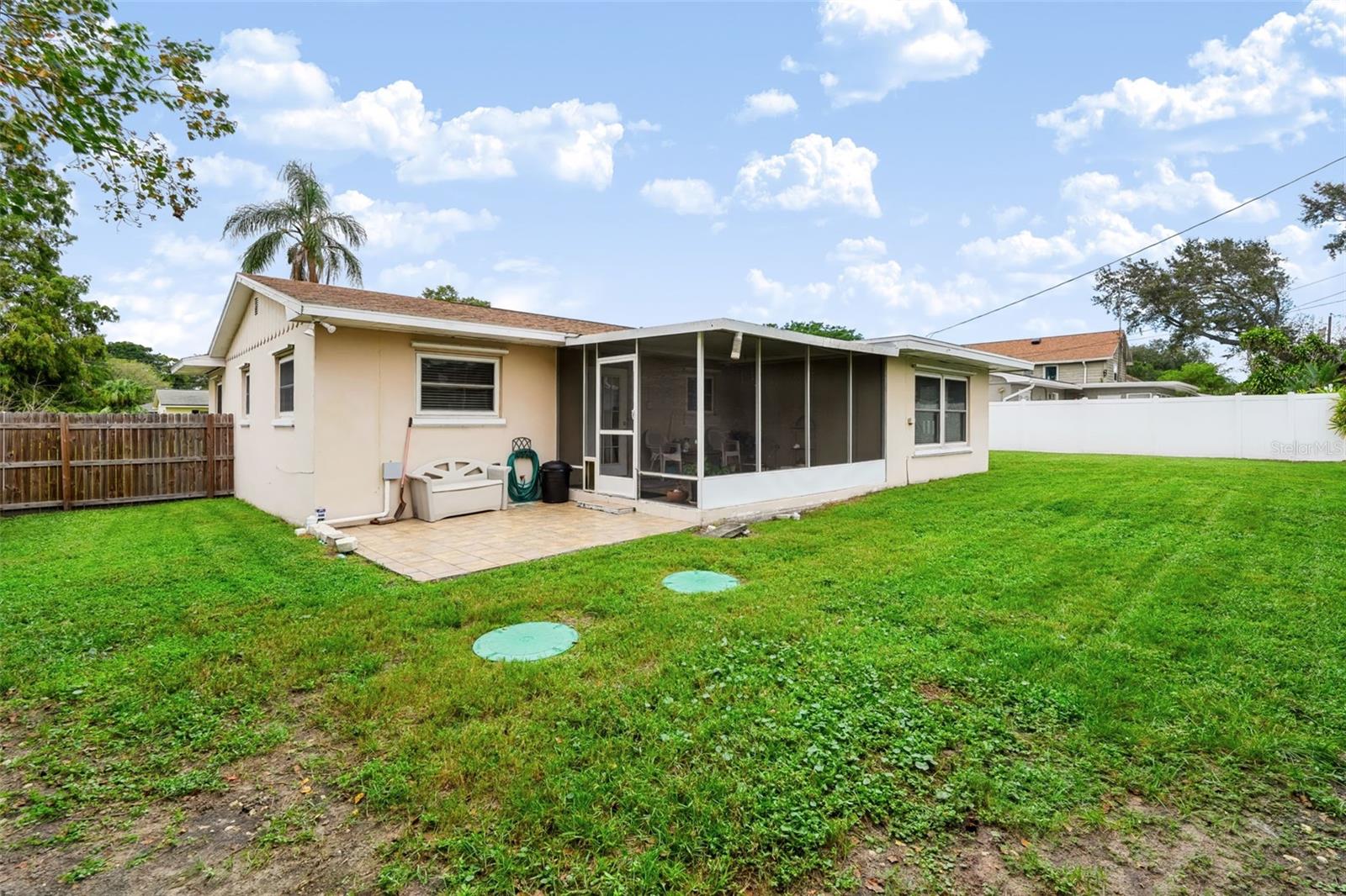 1491 HUNT LN — photo 30
