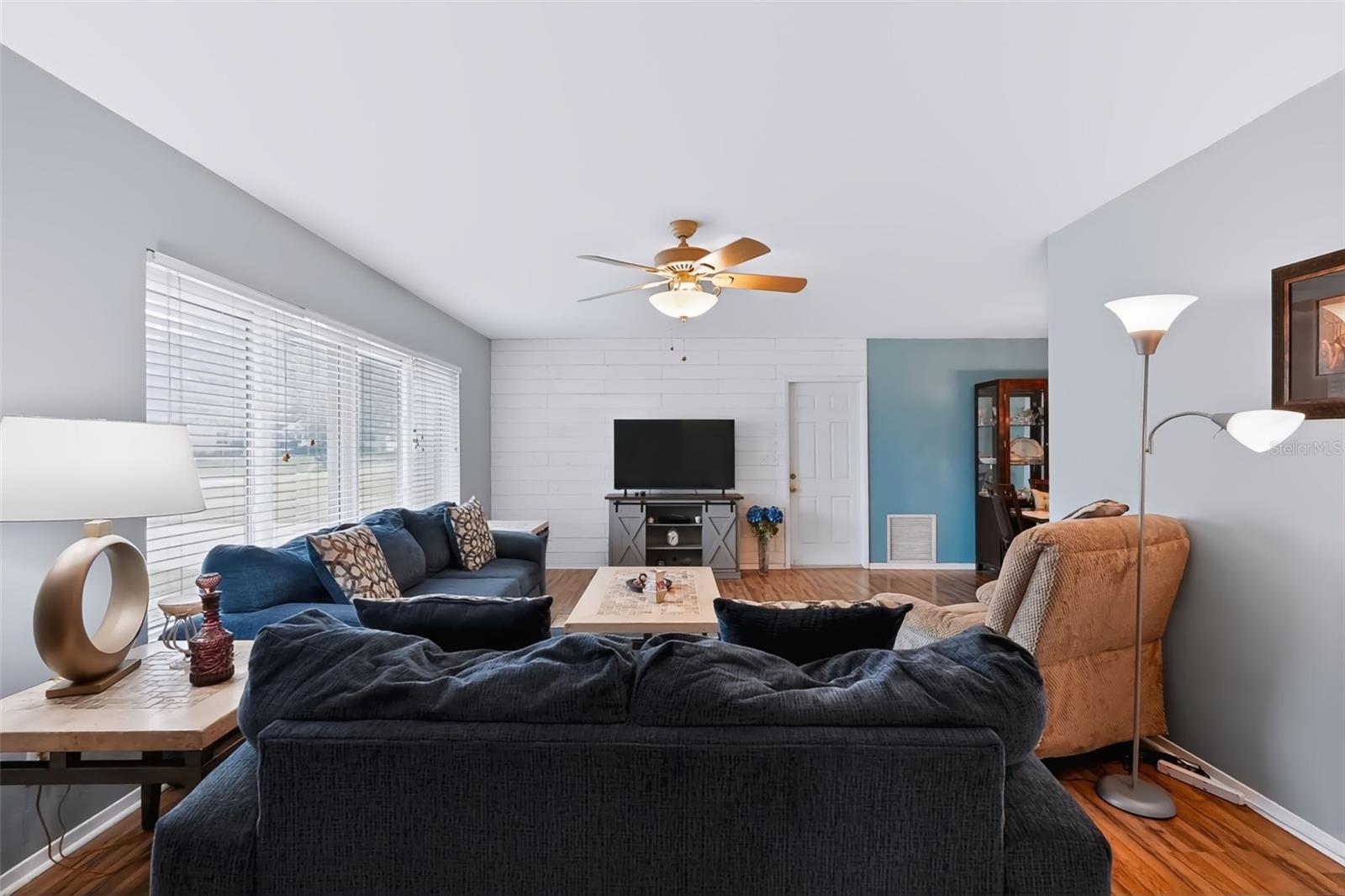 1491 HUNT LN — photo 6