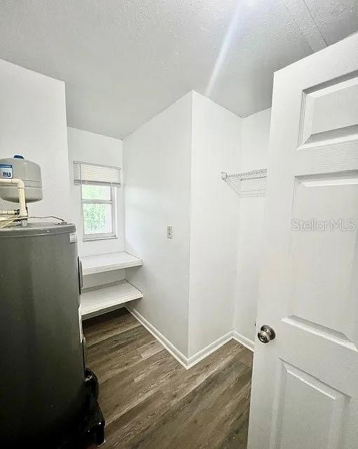 402 W TEVER ST — photo 10