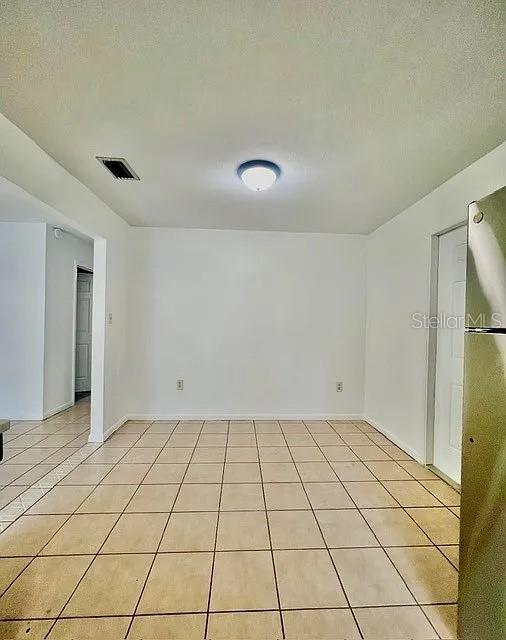 402 W TEVER ST — photo 13