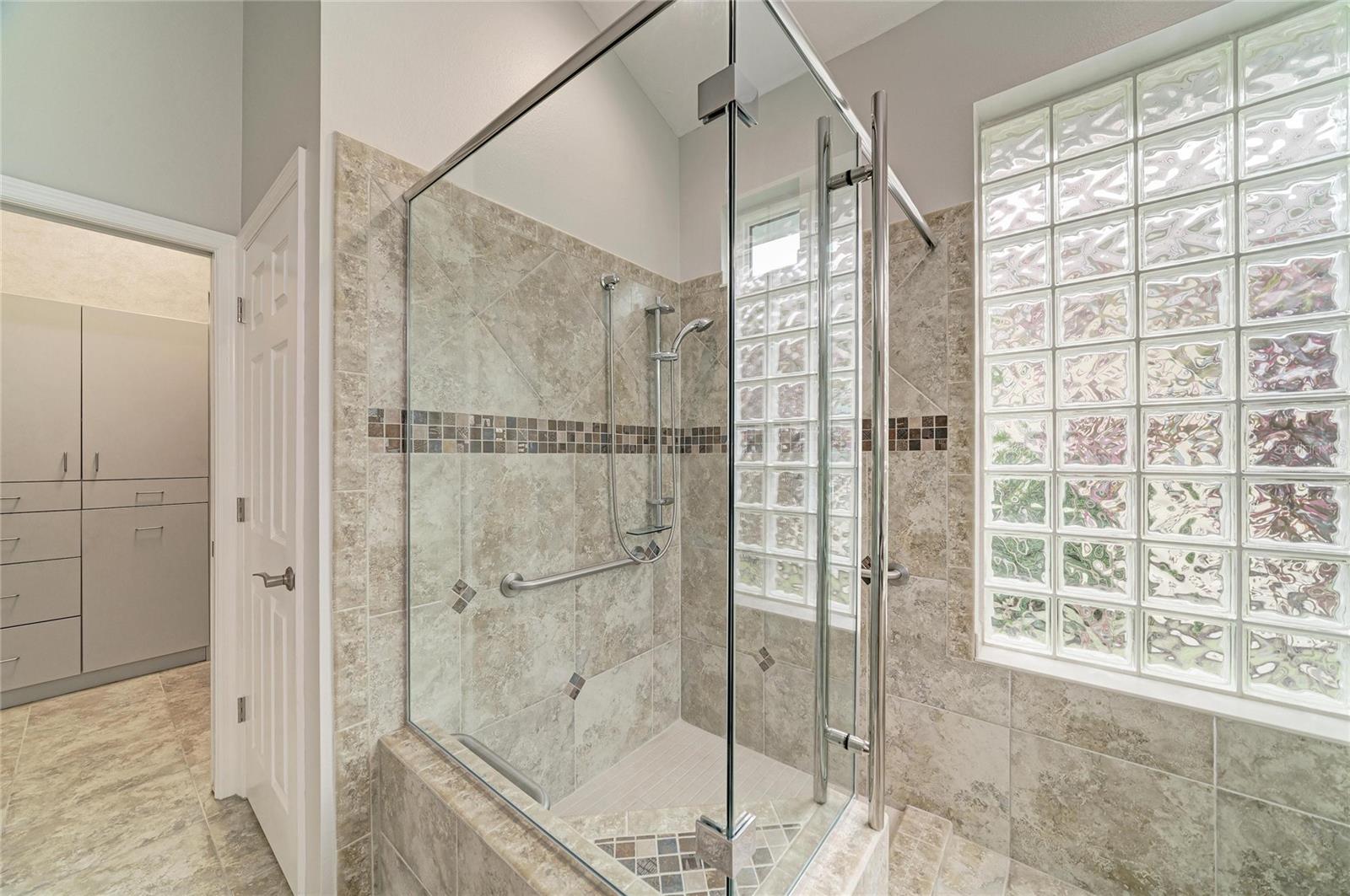 7816 HERITAGE CLASSIC CT — photo 20