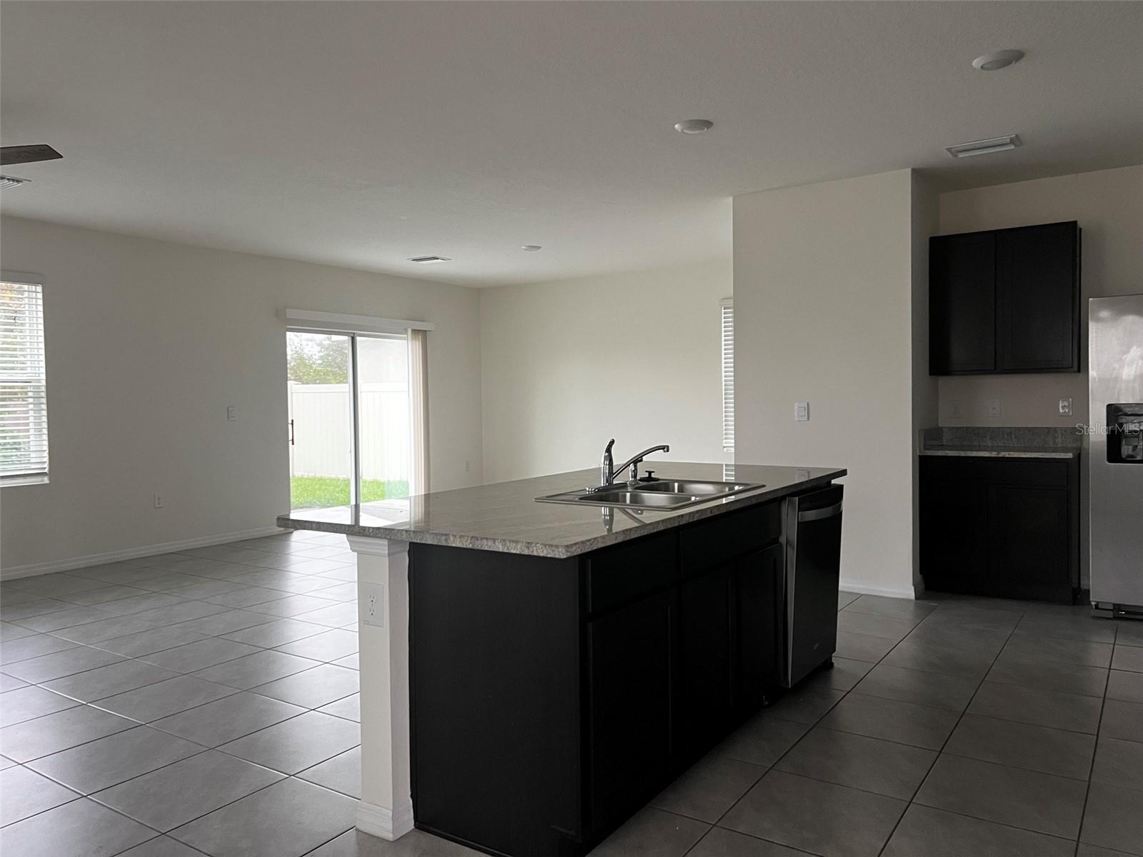 31218 PENNY SURF LOOP — photo 3