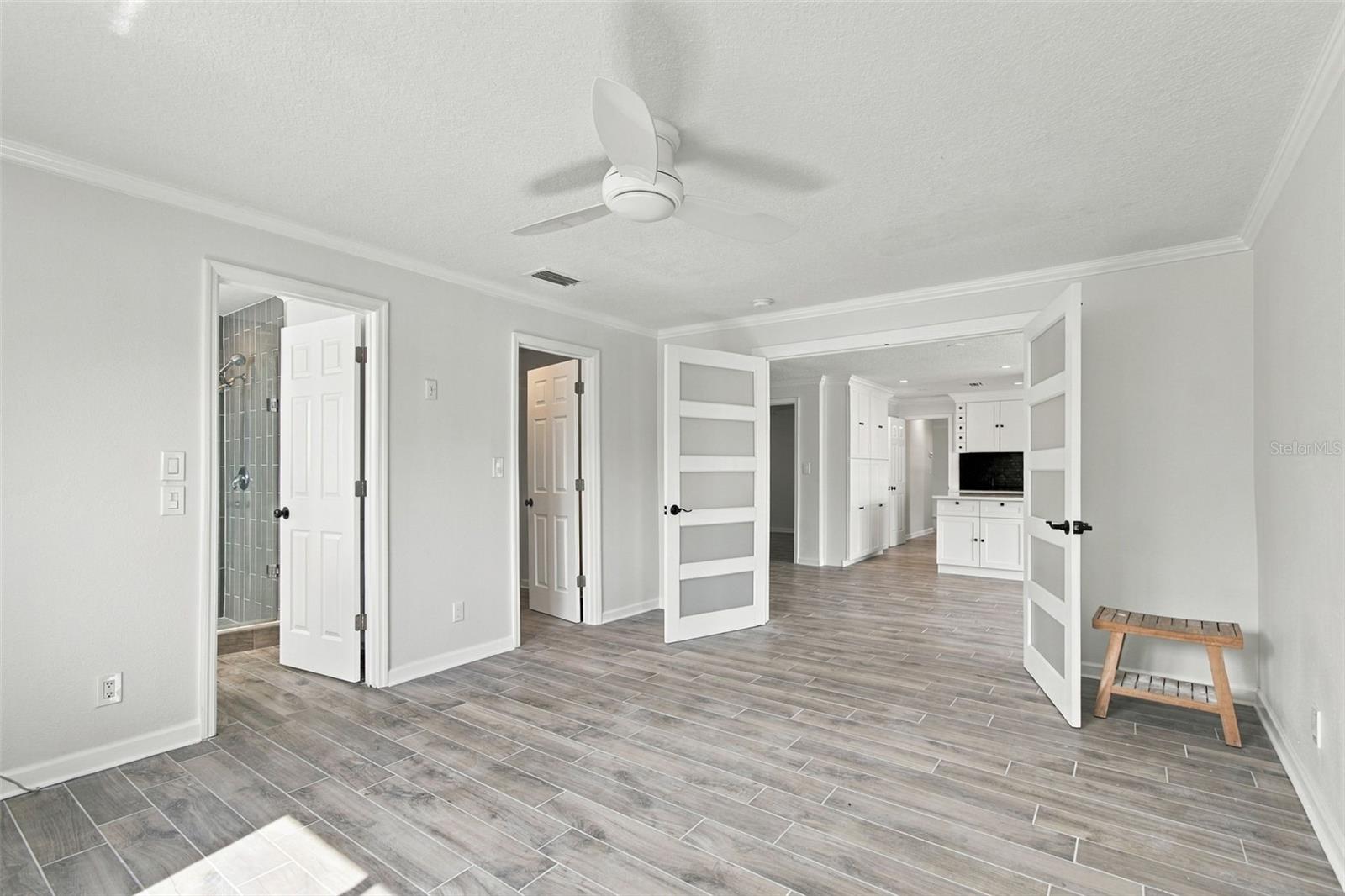 2078 NE MONTANA AVE NE — photo 40