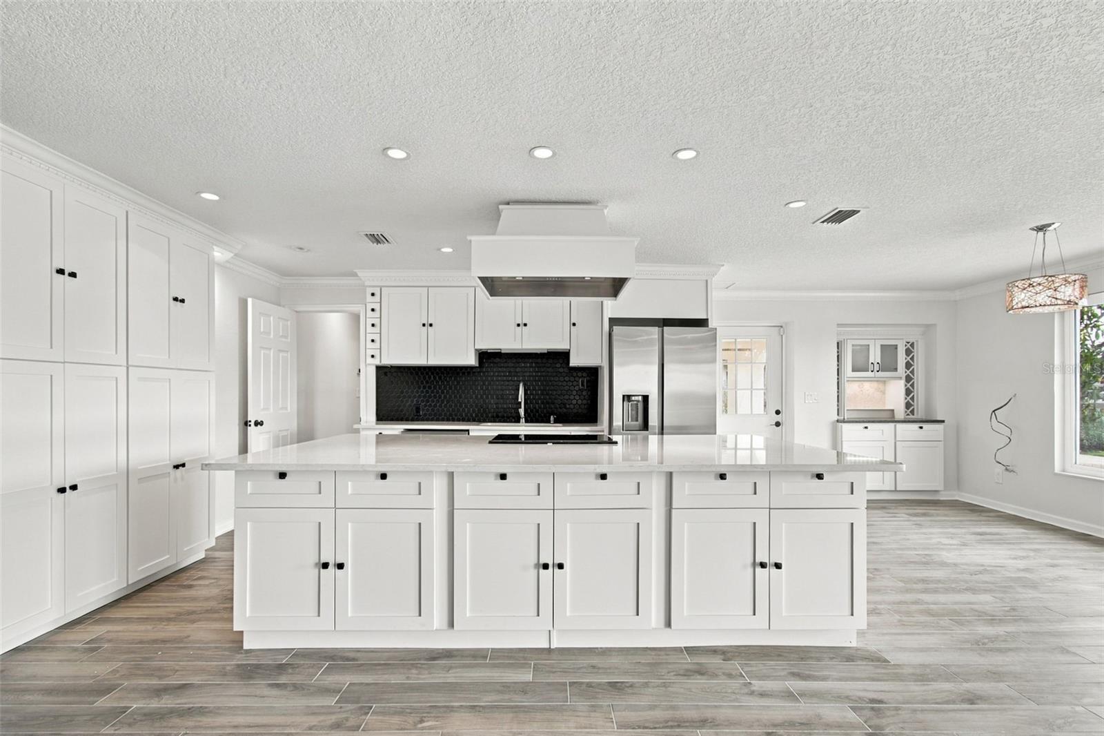 2078 NE MONTANA AVE NE — photo 16