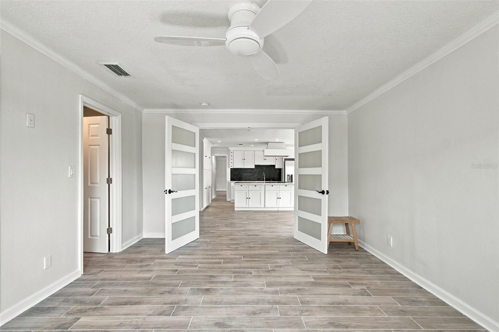 2078 NE MONTANA AVE NE — photo 41