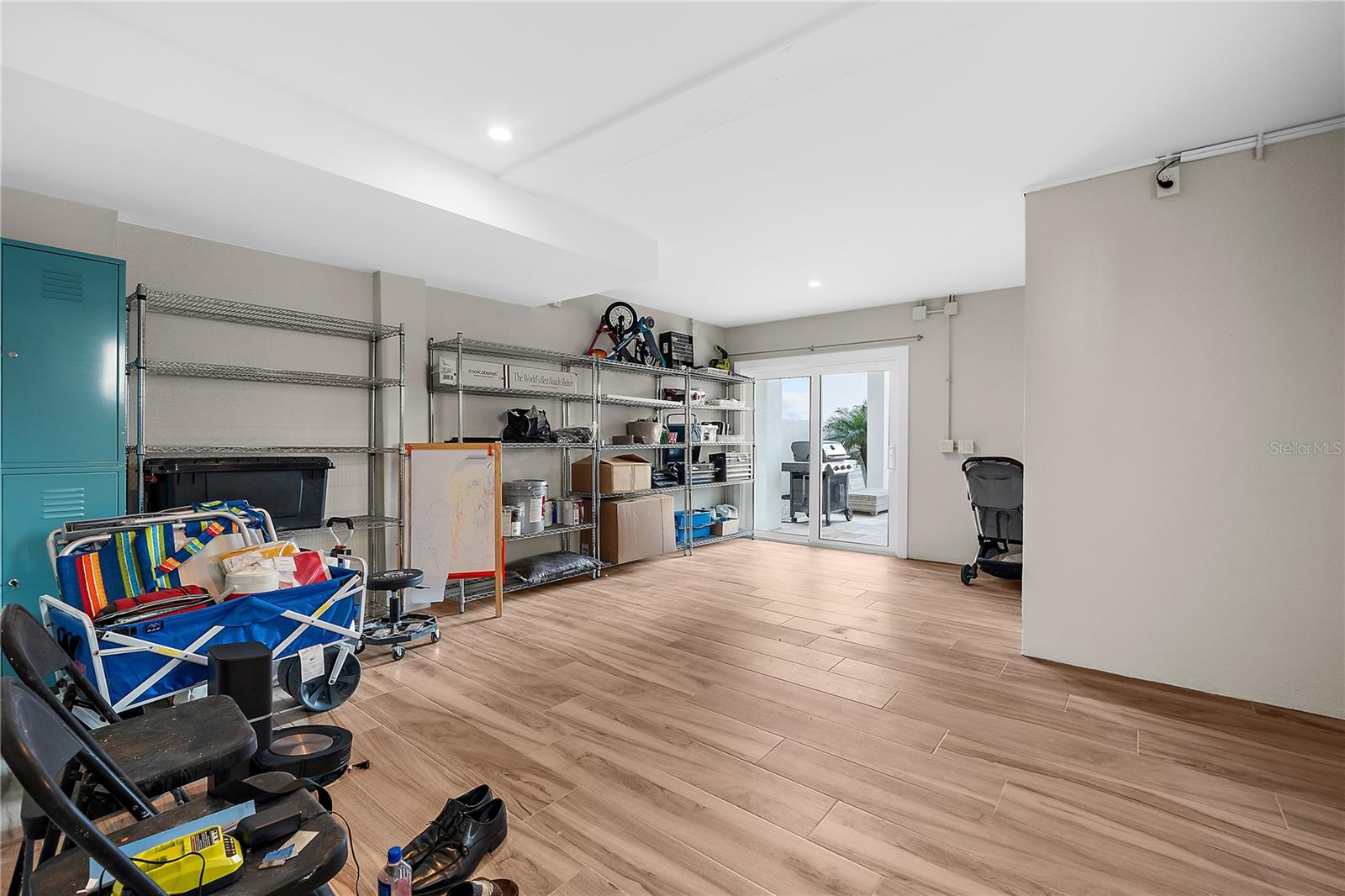 116 GARDEN LN — photo 41