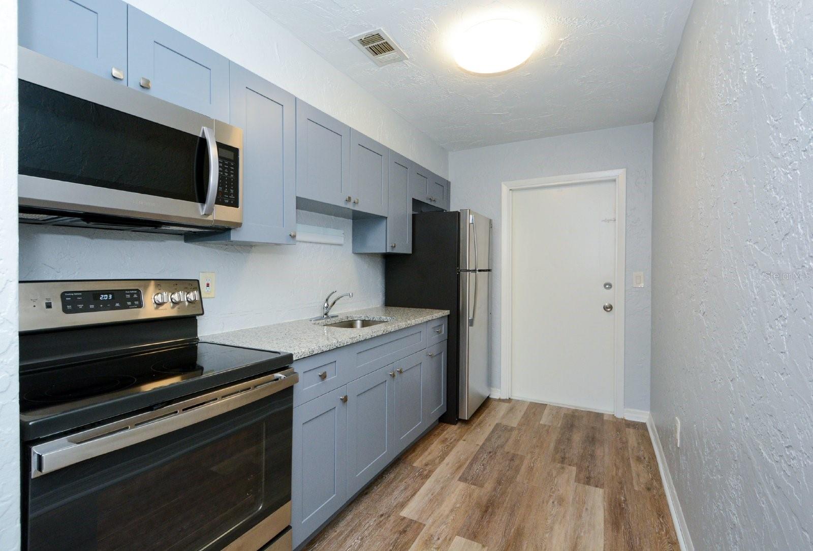 2519 9TH AVE W #1 — photo 6