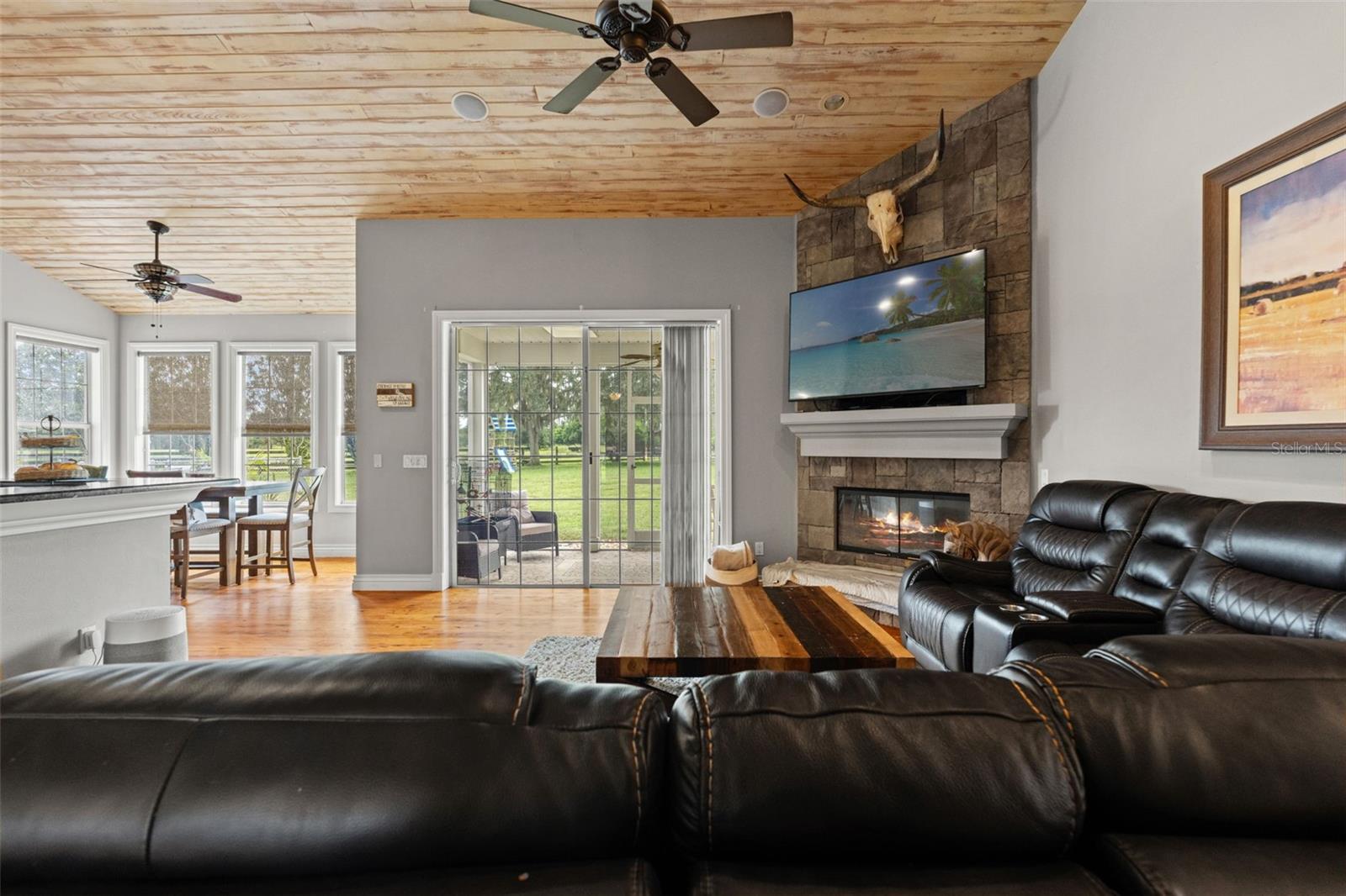 18351 KUKA LN — photo 17