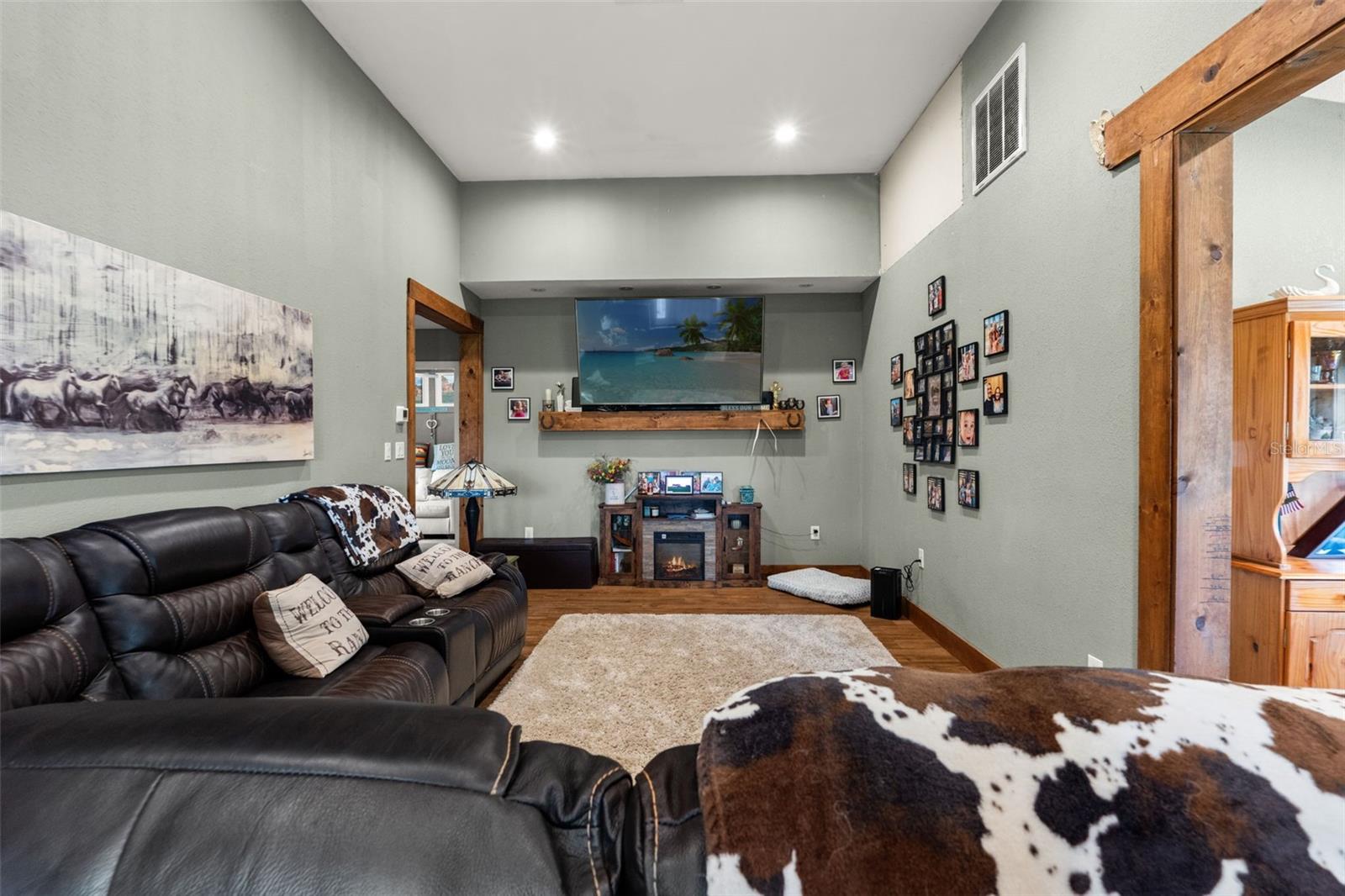 18351 KUKA LN — photo 53