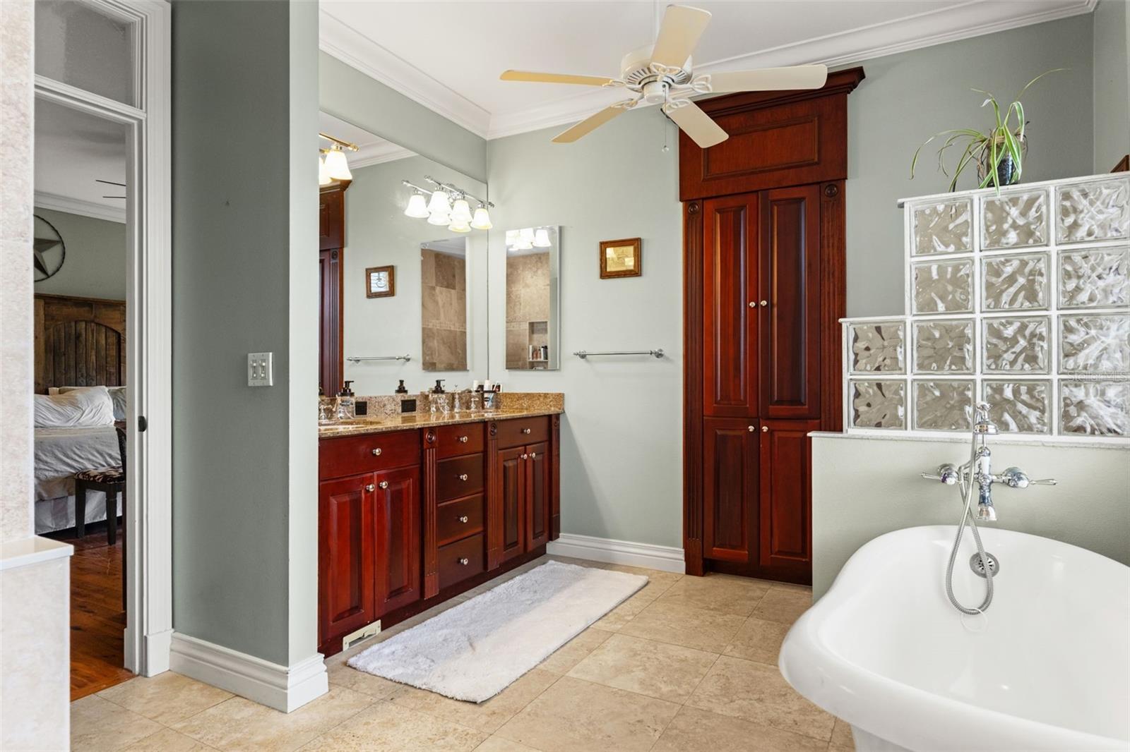 18351 KUKA LN — photo 22