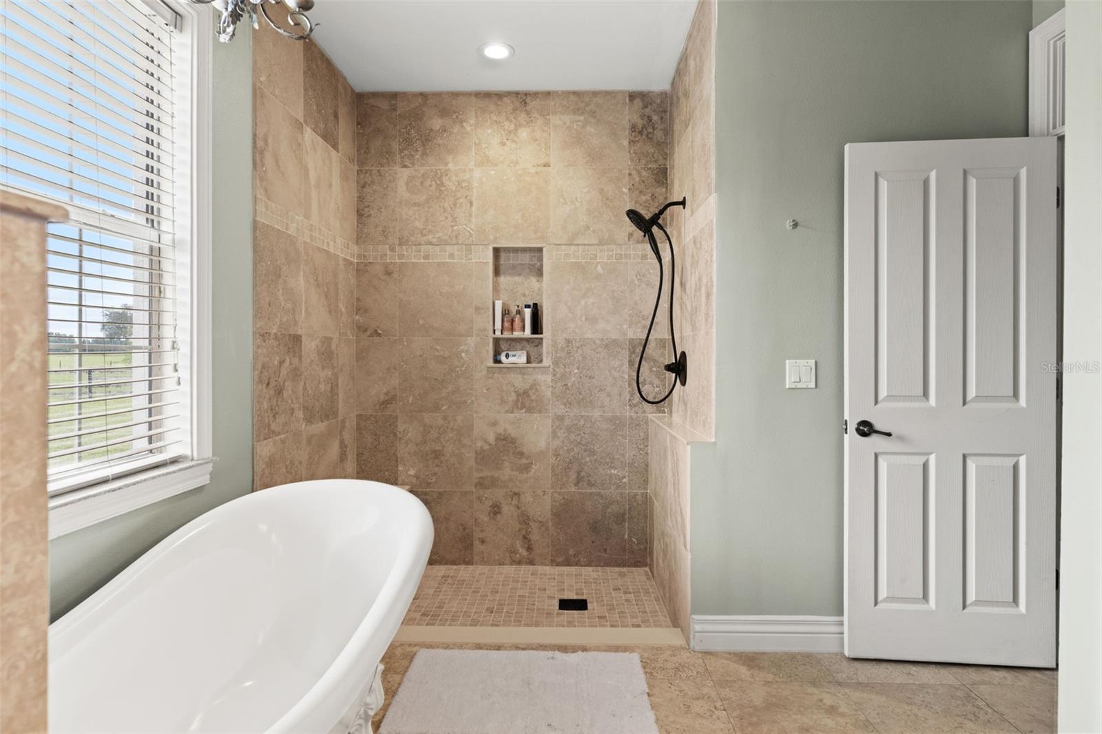 18351 KUKA LN — photo 21