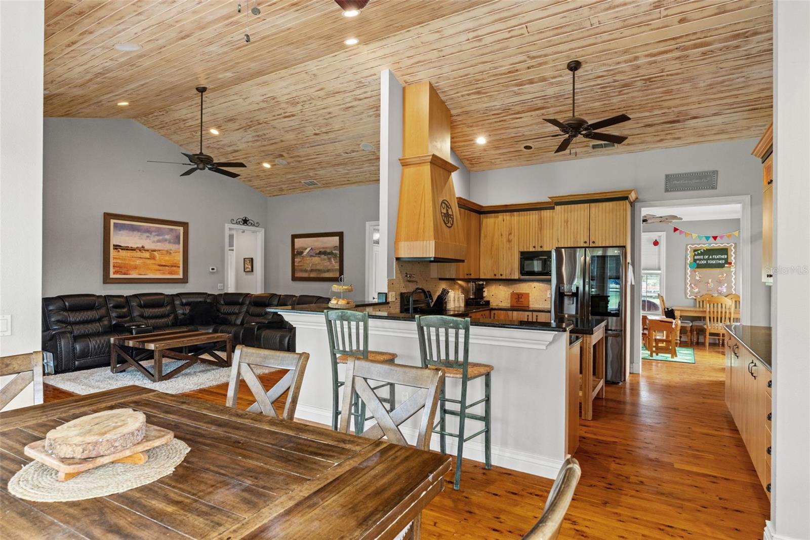 18351 KUKA LN — photo 11