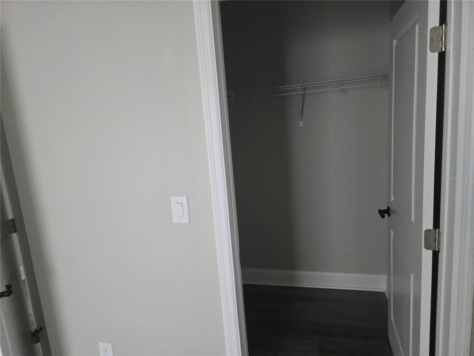 701 E LINEBAUGH AVE — photo 54