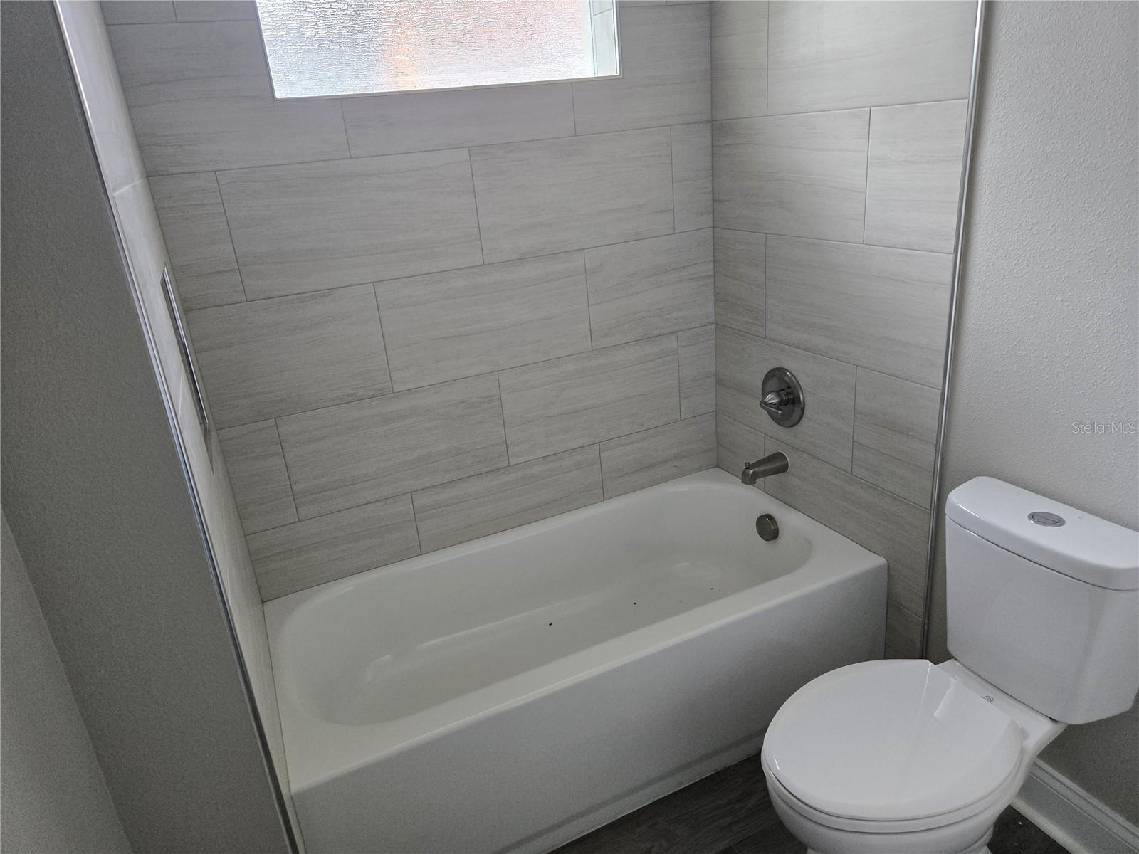 701 E LINEBAUGH AVE — photo 50