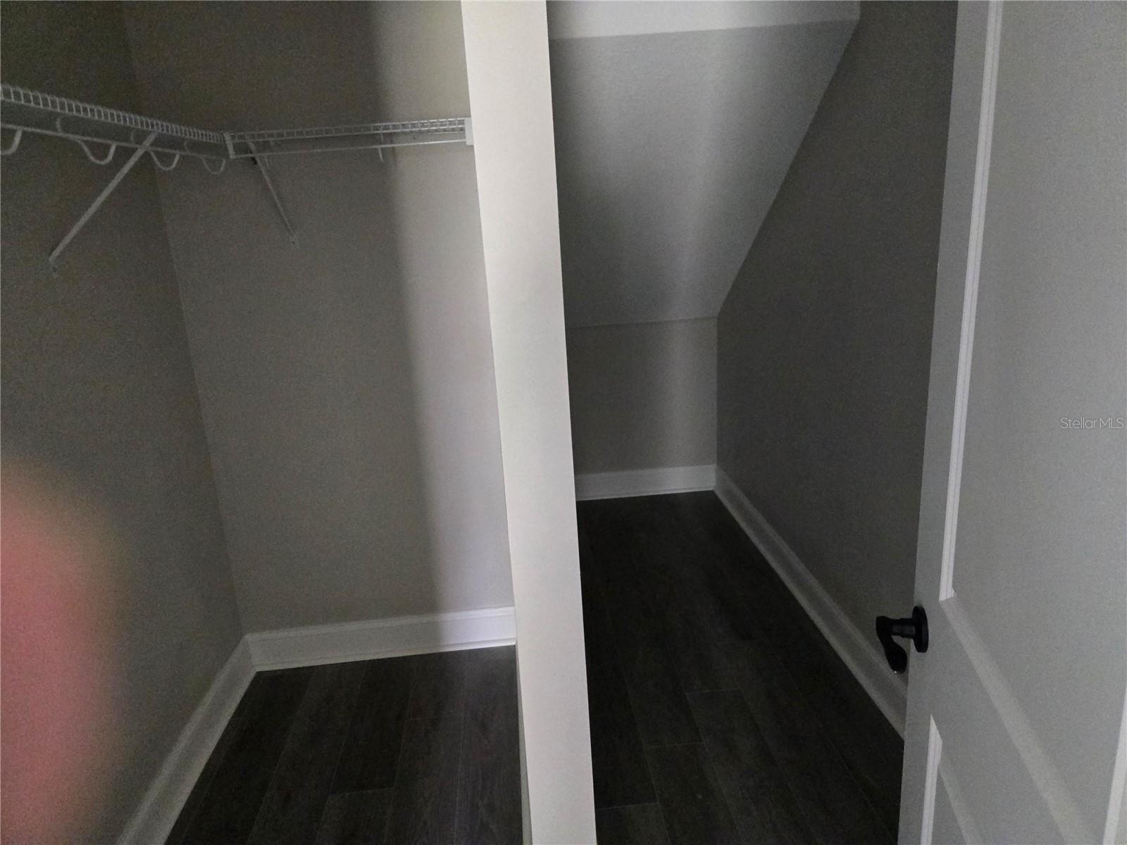 701 E LINEBAUGH AVE — photo 38