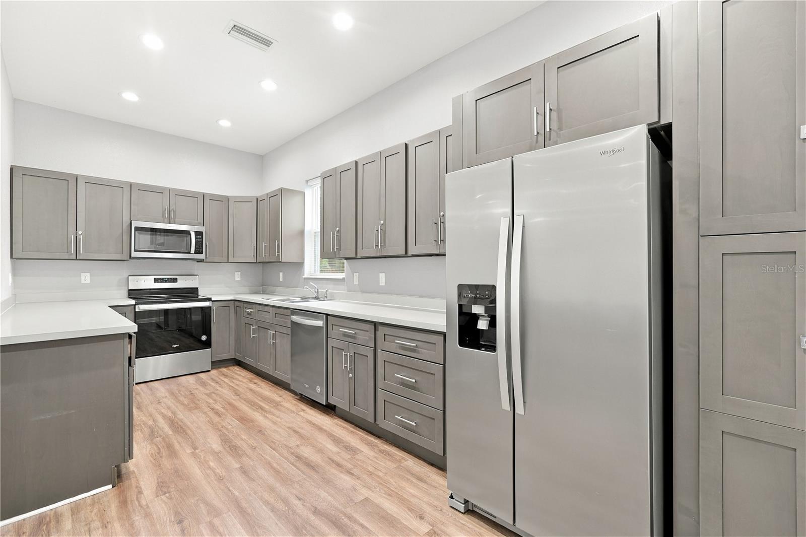 1710 MANATEE AVE E — photo 12