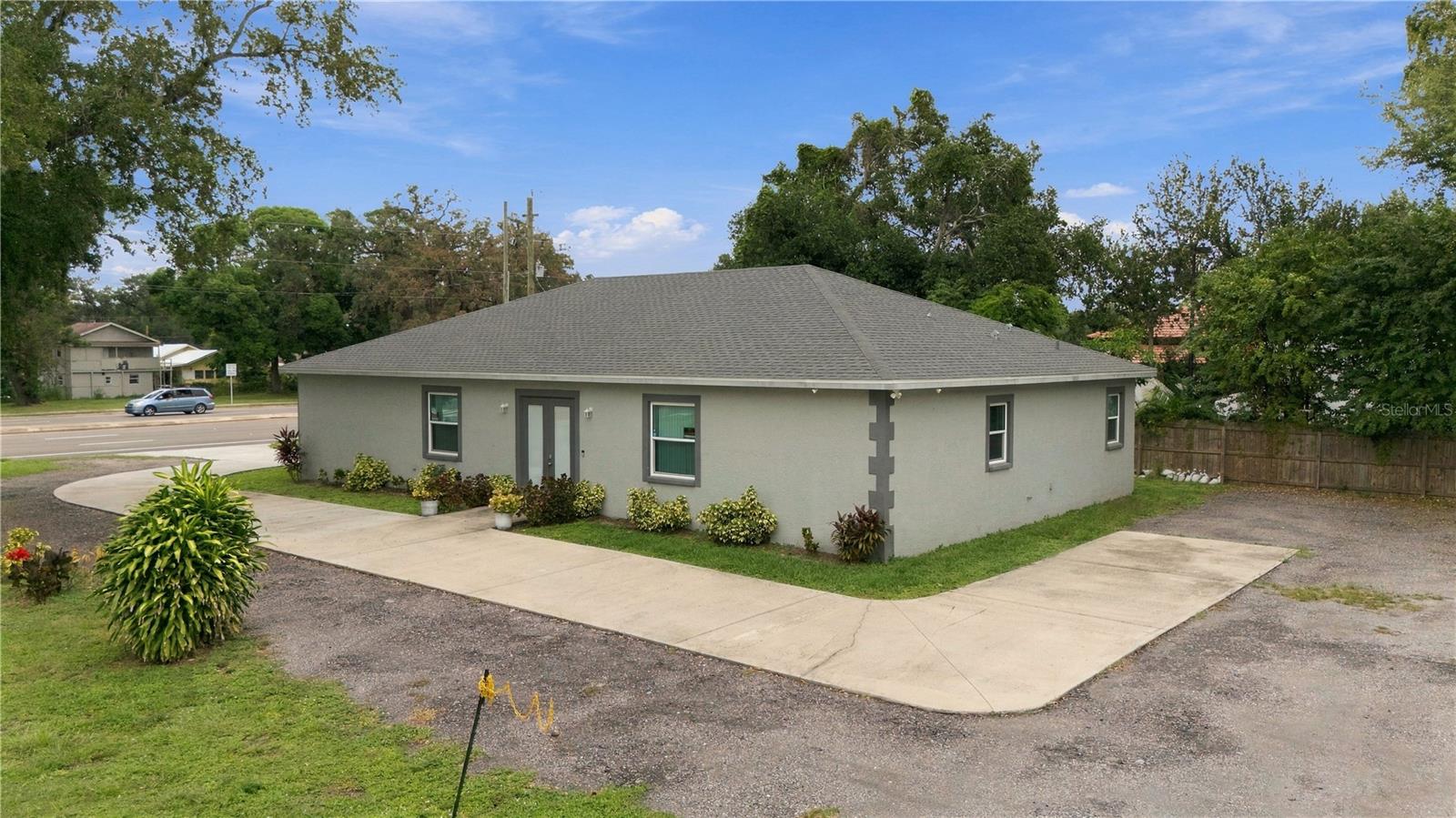 1710 MANATEE AVE E — photo 2