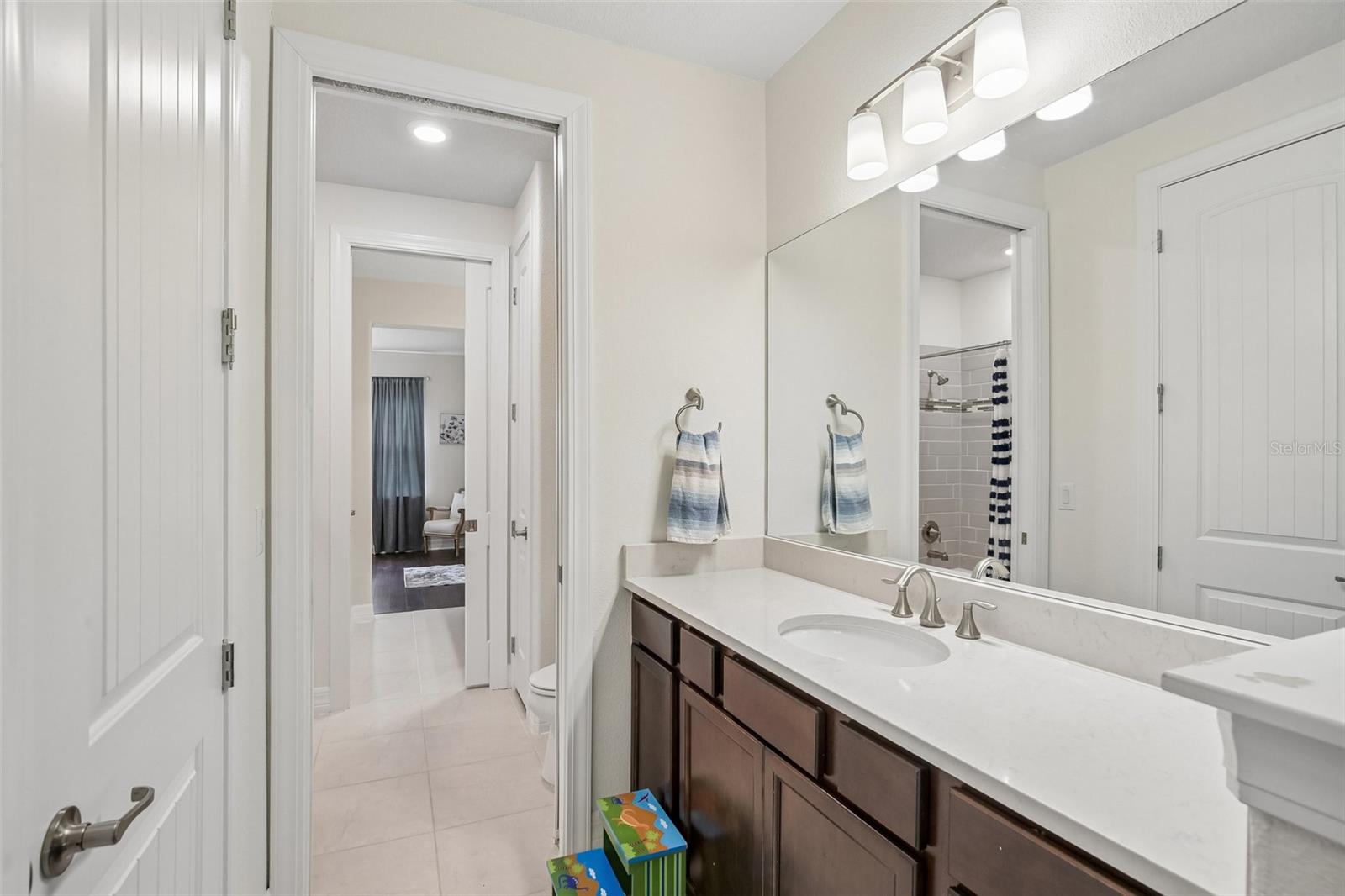 11054 SUNDRIFT DR — photo 32
