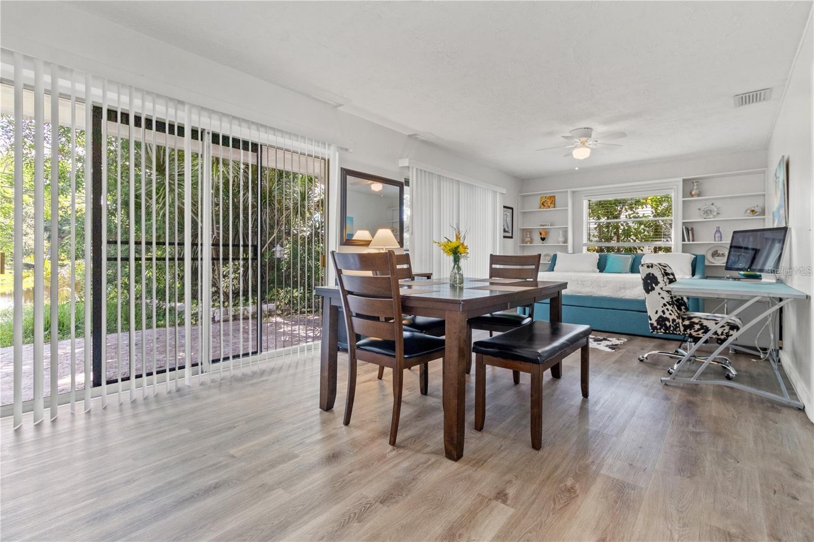 1565 S EVERGREEN AVE — photo 10