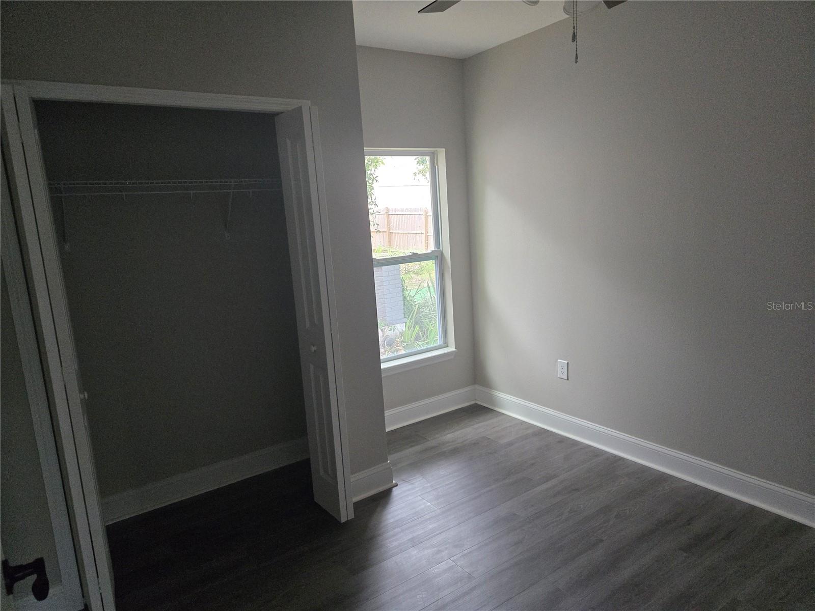 704 E ORCHID AVE — photo 14