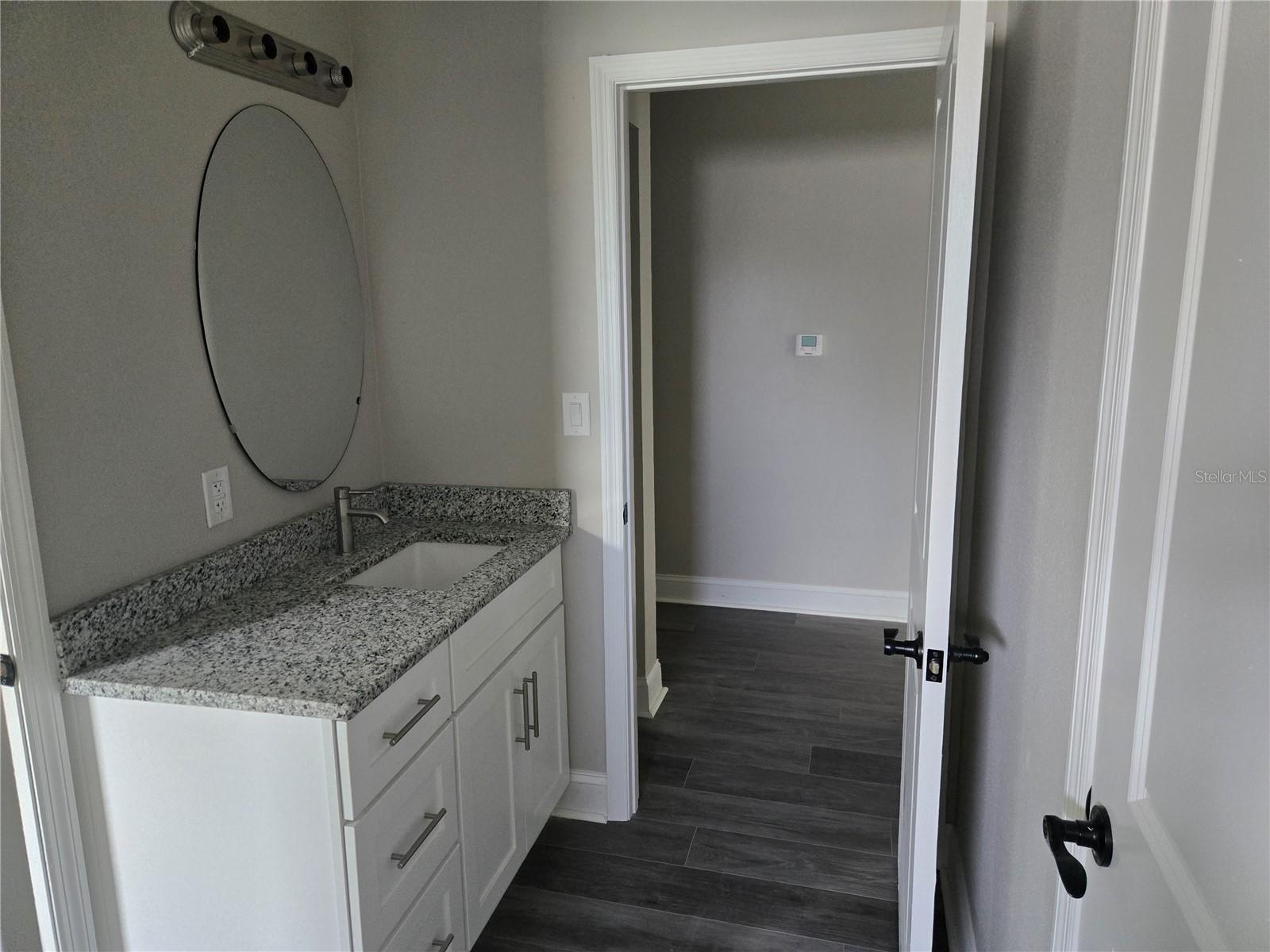 704 E ORCHID AVE — photo 38
