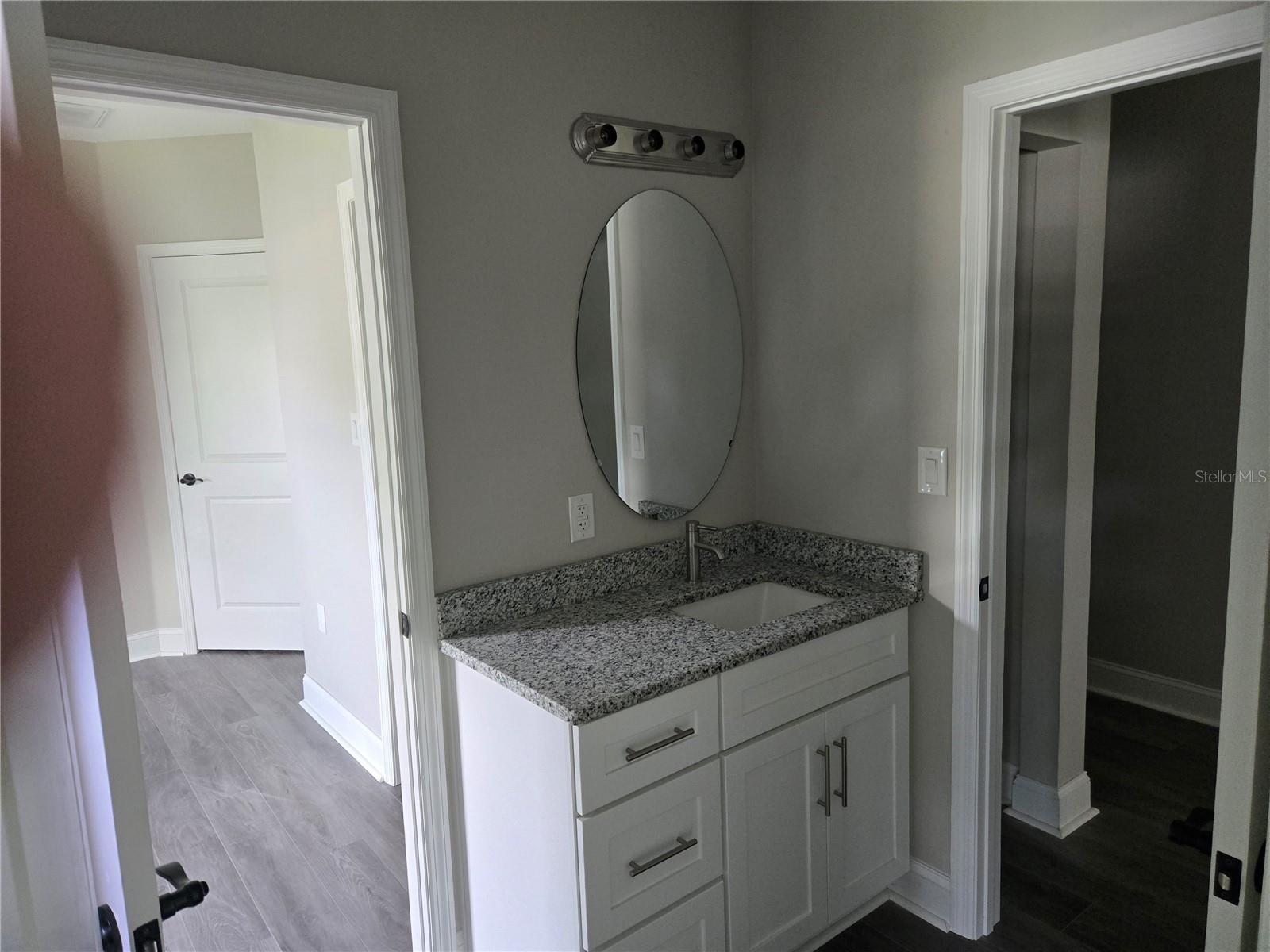704 E ORCHID AVE — photo 42