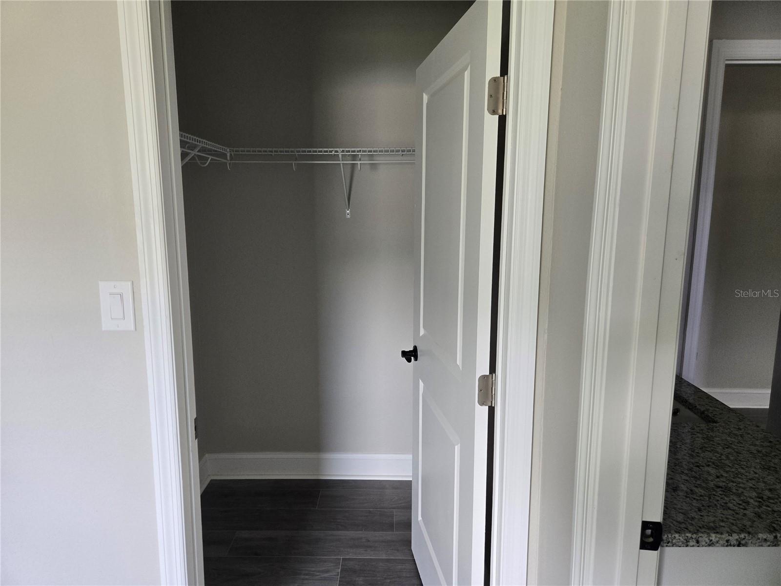 704 E ORCHID AVE — photo 40