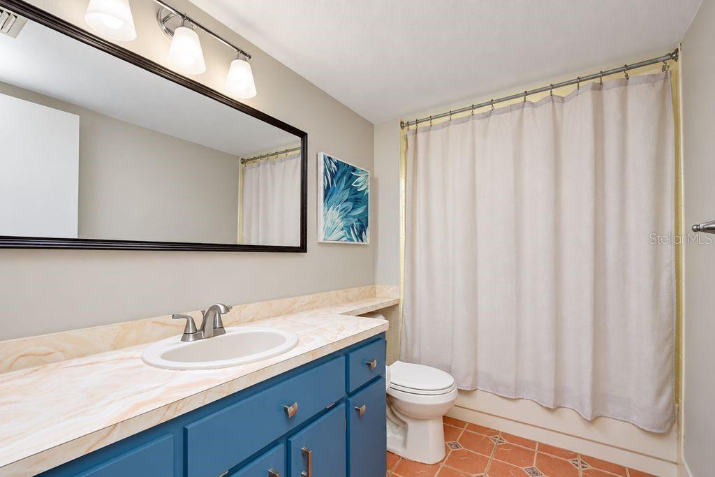 6916 COPPERFIELD DR — photo 24