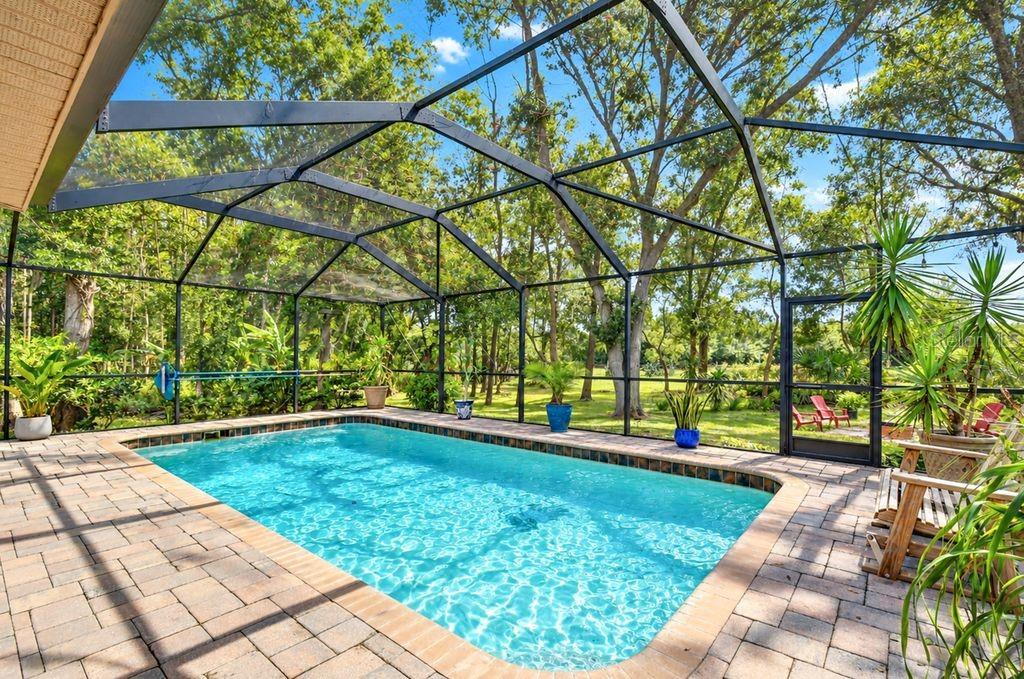 6916 COPPERFIELD DR — photo 26