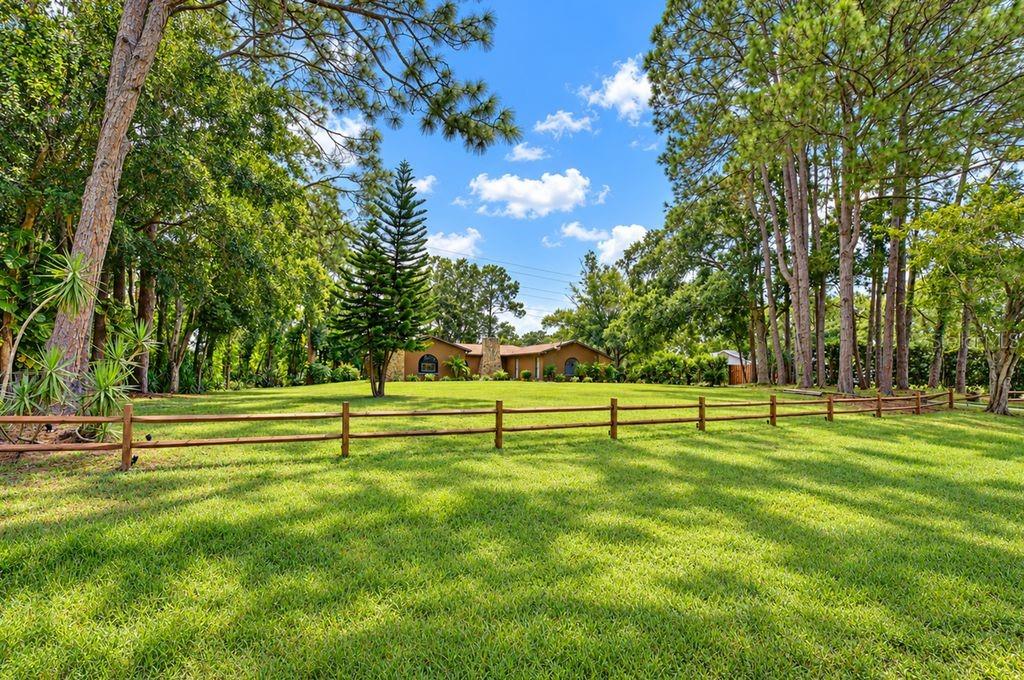 6916 COPPERFIELD DR — photo 41