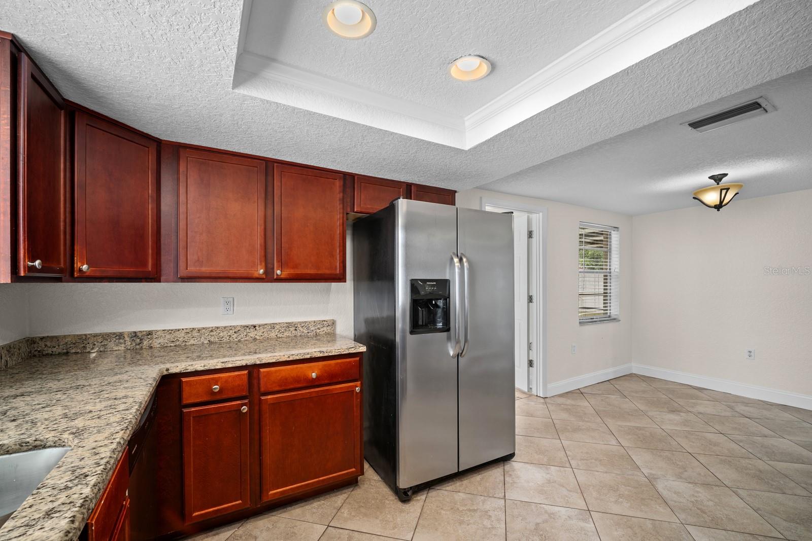 7805 BURNHAM DR — photo 13