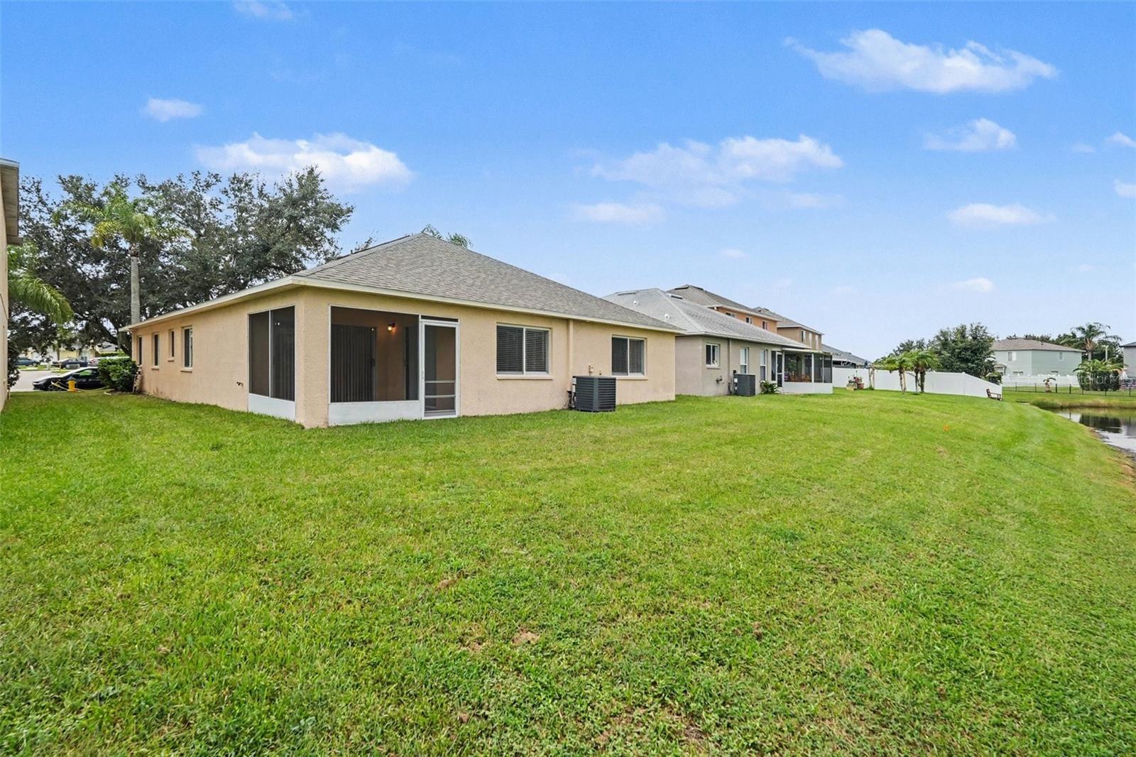 27722 SUGAR LOAF DR — photo 18
