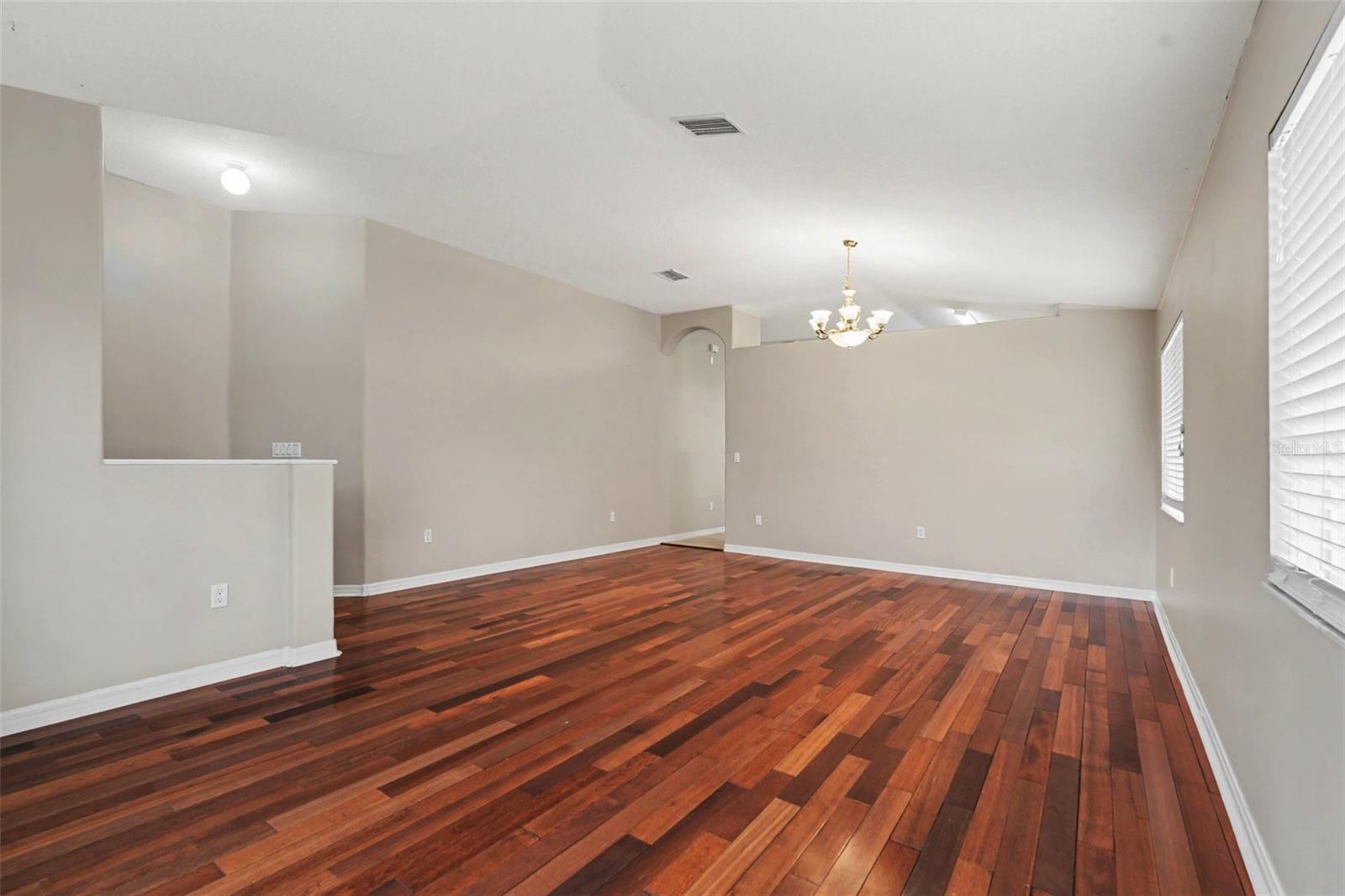 27722 SUGAR LOAF DR — photo 4