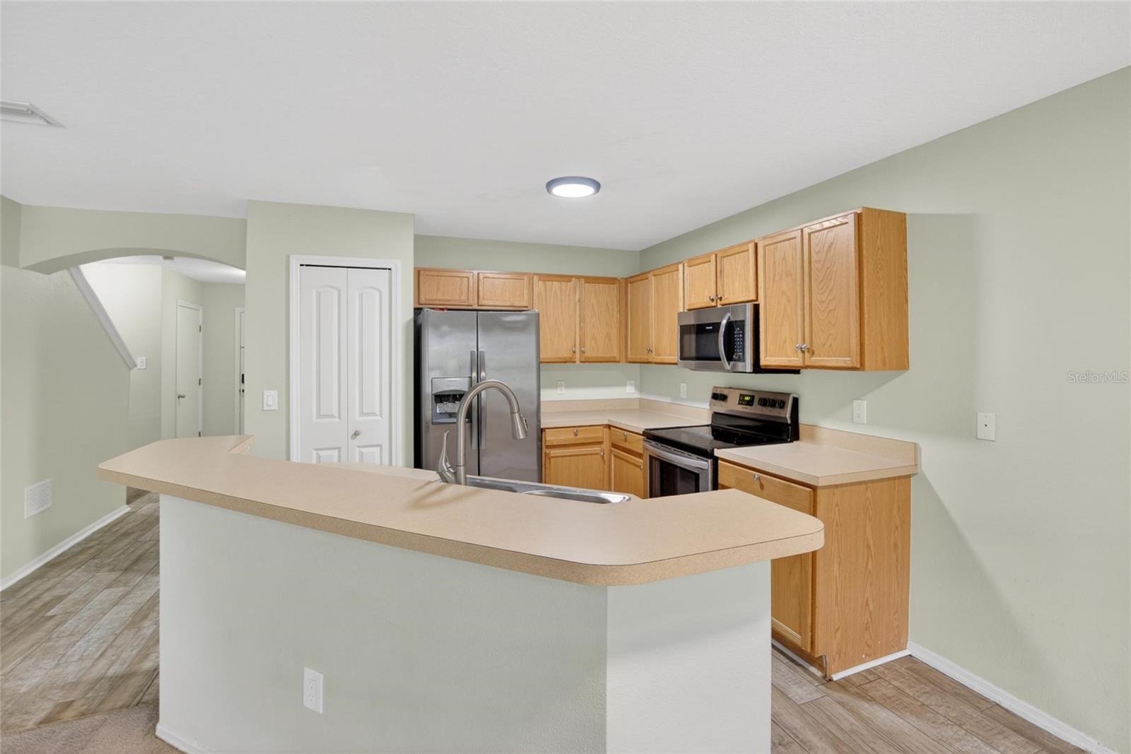 2605 OLEANDER LAKES DR — photo 15