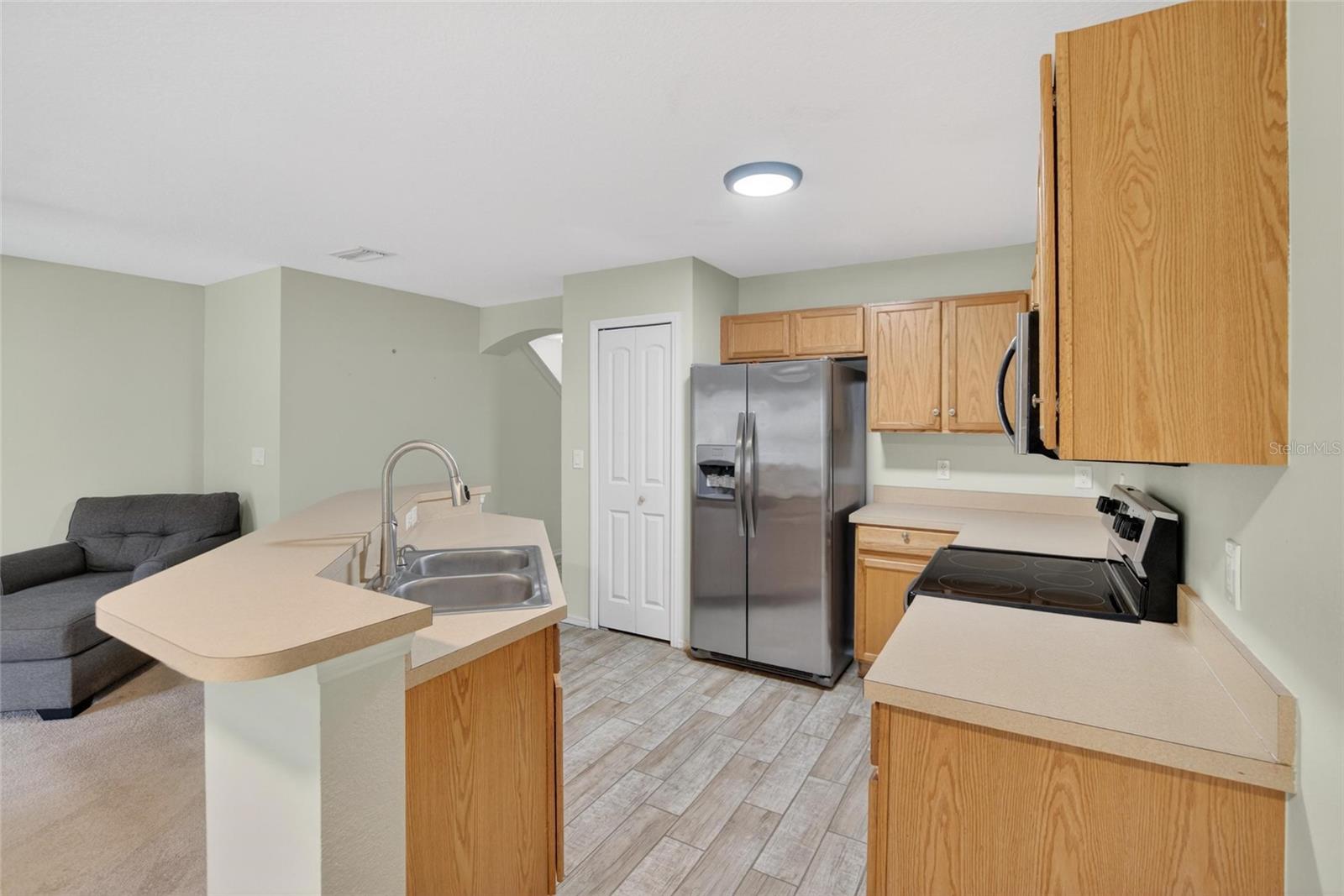 2605 OLEANDER LAKES DR — photo 11