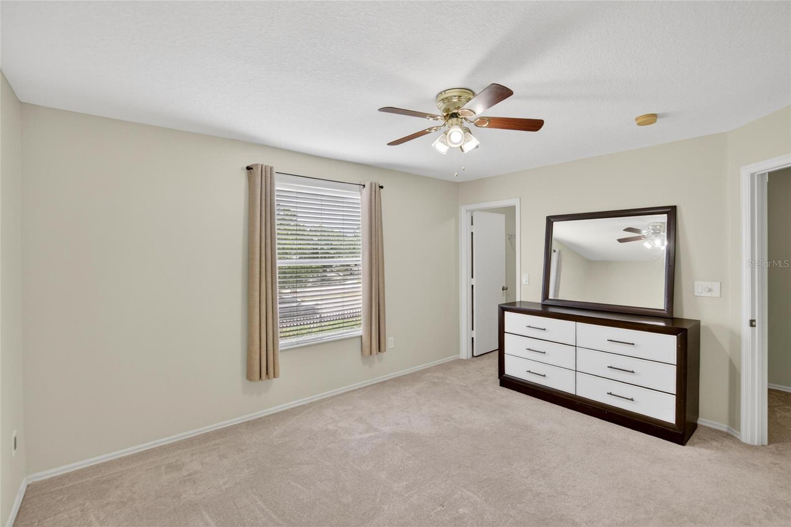 2605 OLEANDER LAKES DR — photo 30