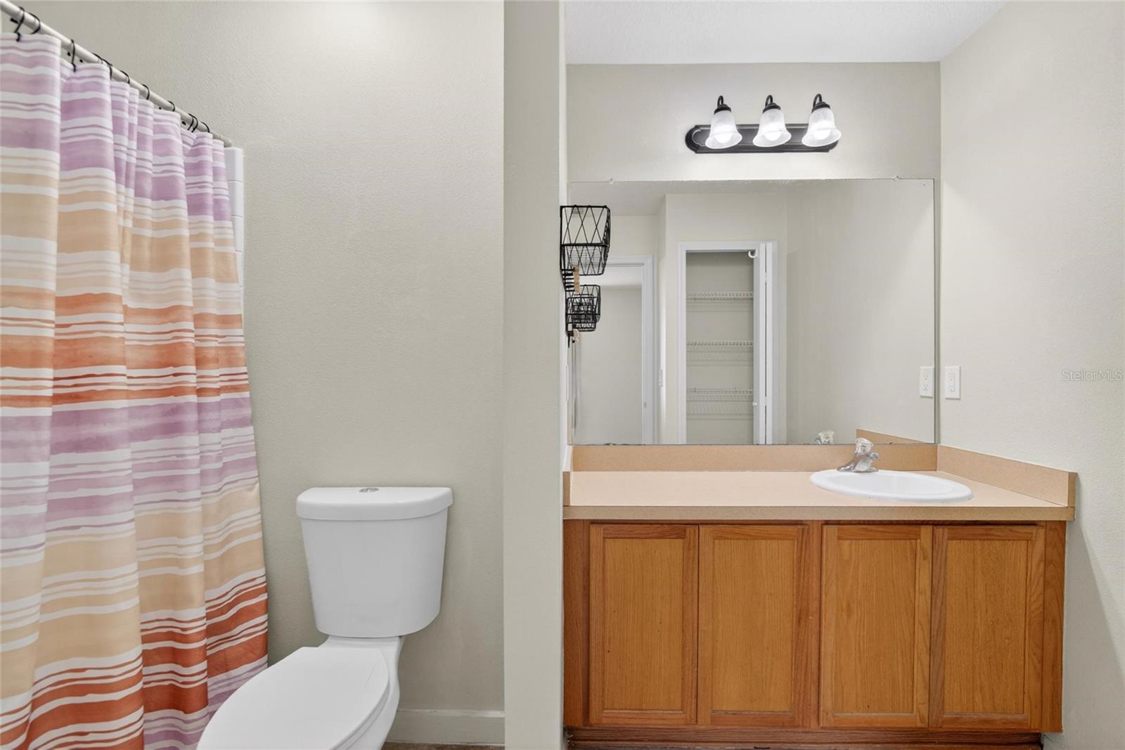 2605 OLEANDER LAKES DR — photo 34