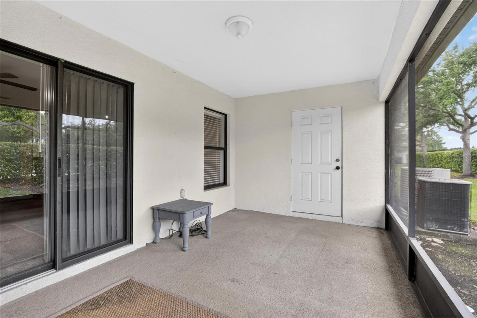 2605 OLEANDER LAKES DR — photo 21
