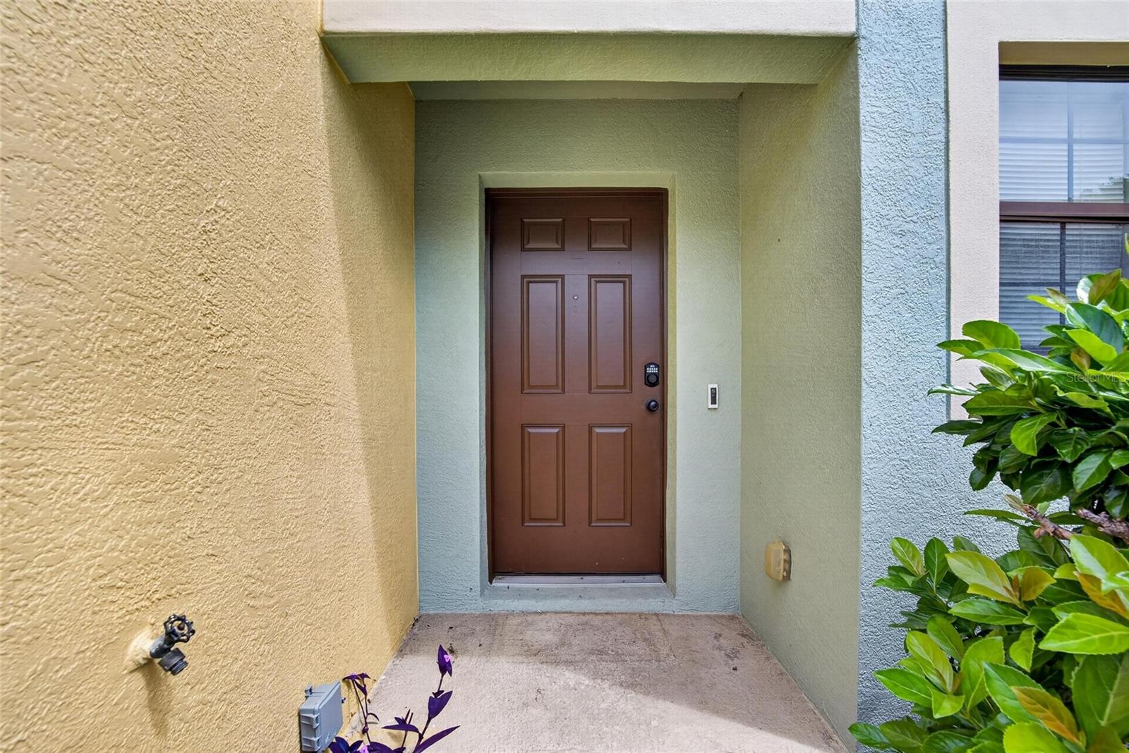 2605 OLEANDER LAKES DR — photo 57
