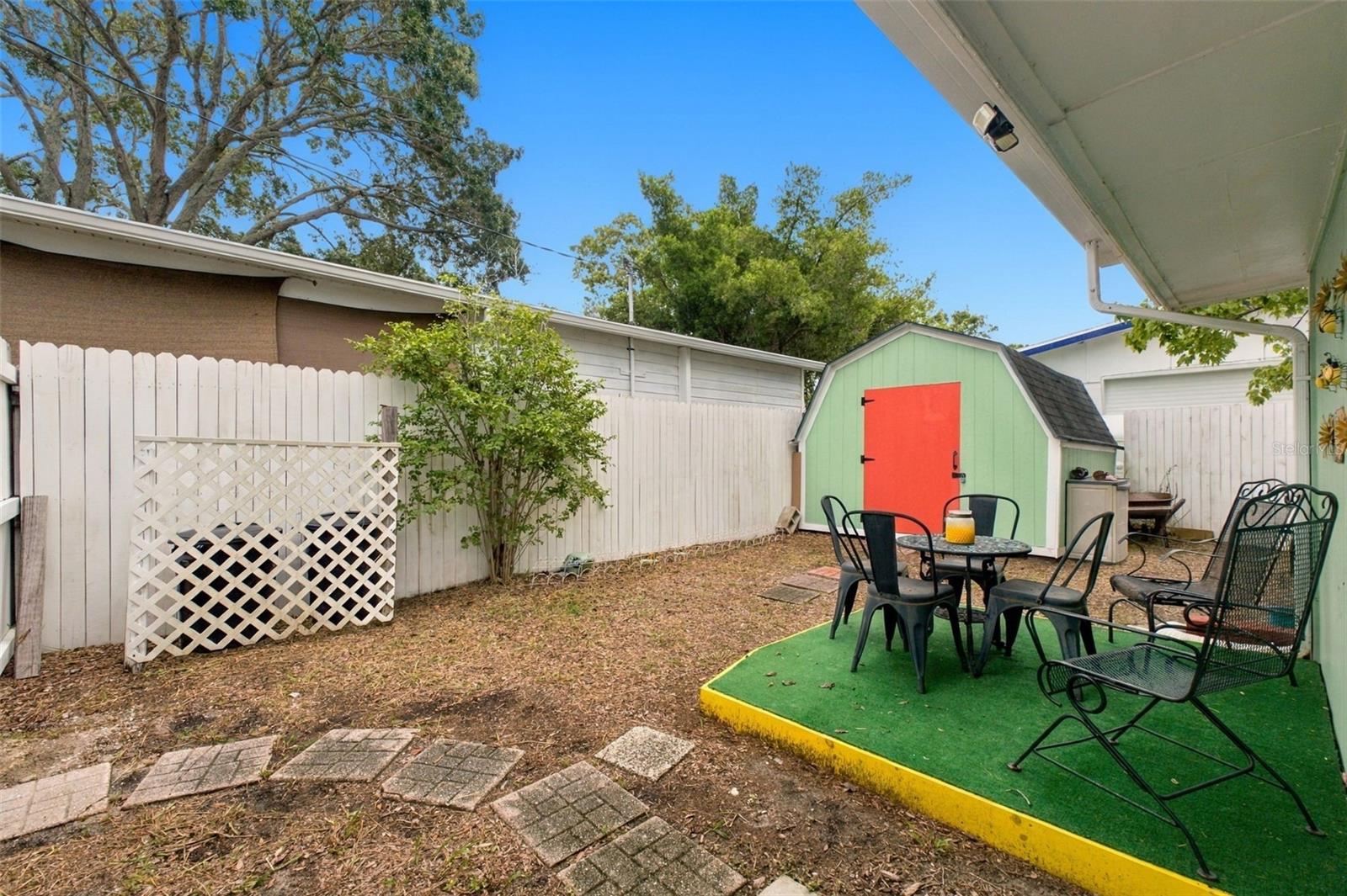 752 DRIFTWOOD LN — photo 25