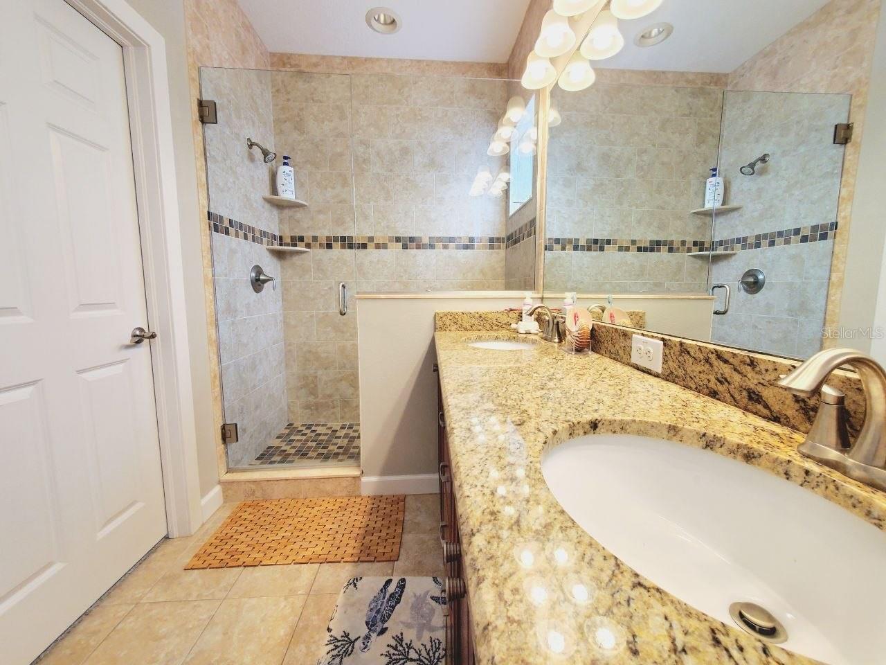 315 VISTA CRUISER LN — photo 18