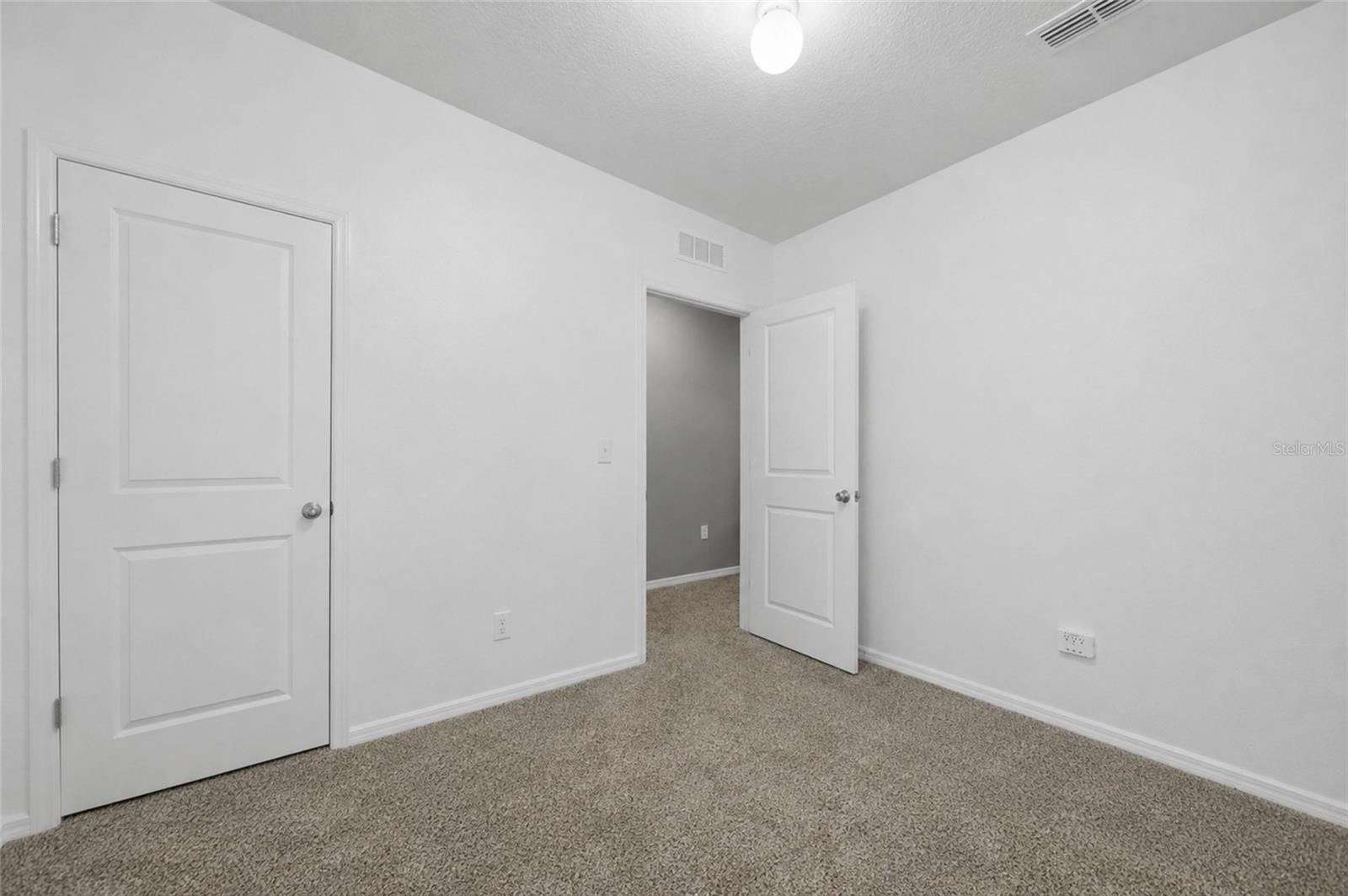 8204 PELICAN REED CIR — photo 12